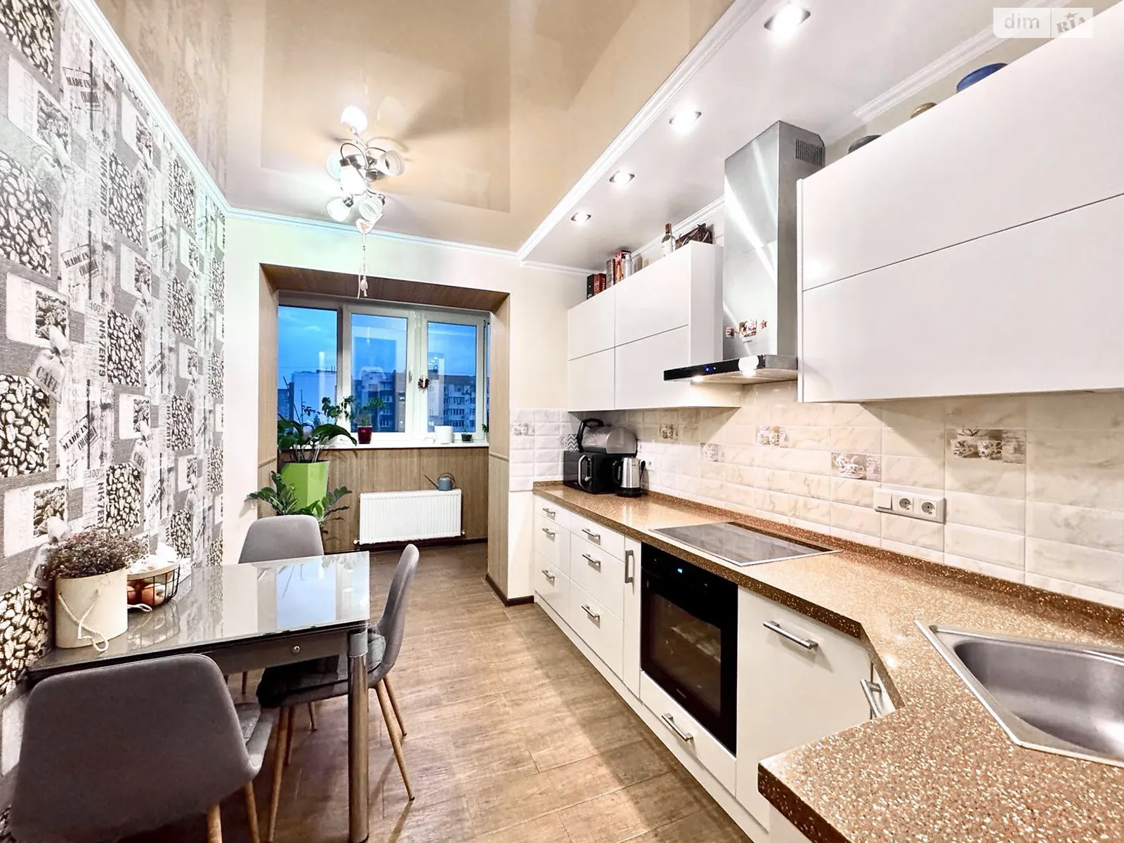 Продается 2-комнатная квартира 61.5 кв. м в Николаеве, ул. Лазурная - фото 1