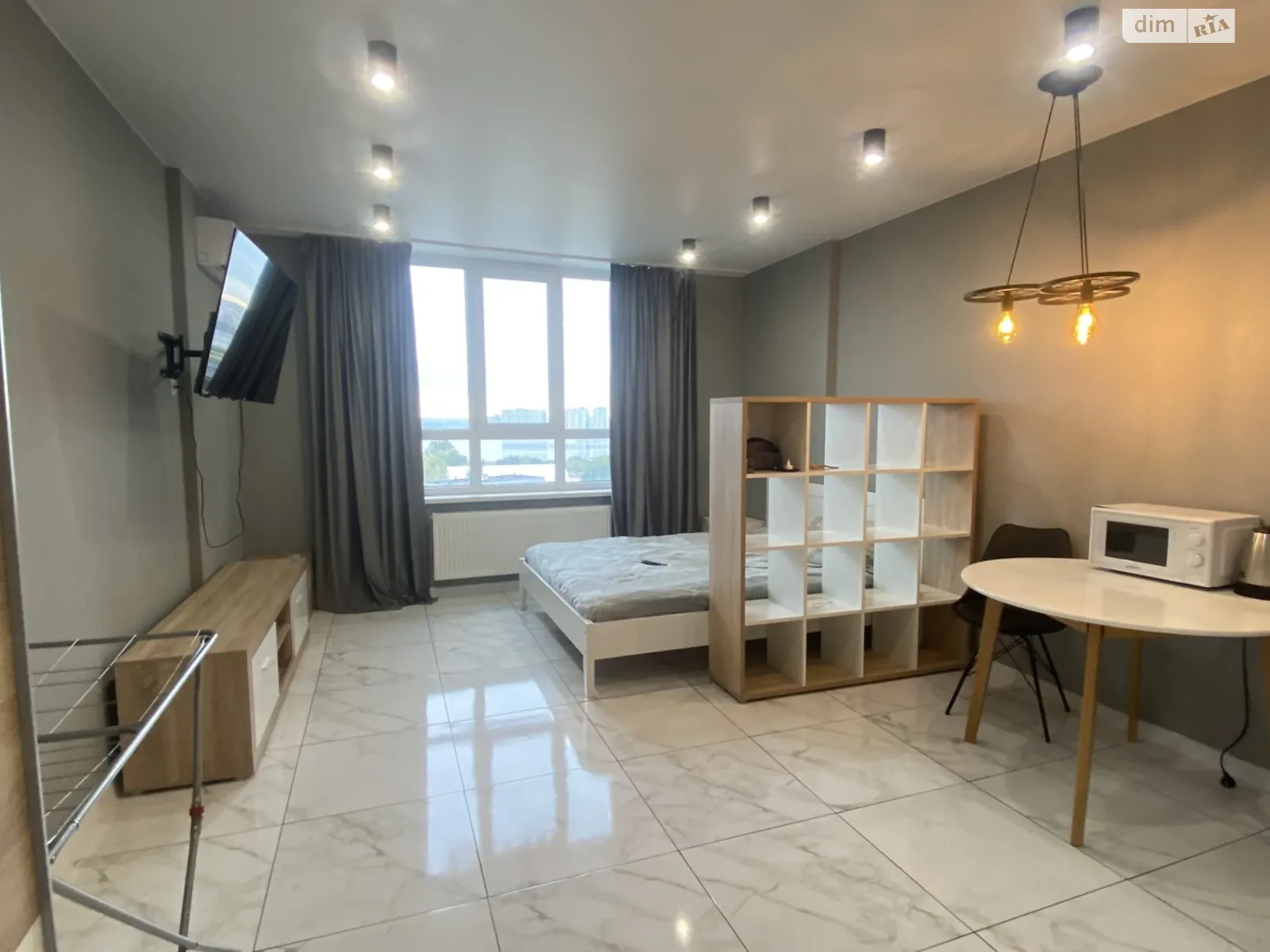 Продается 1-комнатная квартира 32 кв. м в Киеве, просп. Николая  Бажана, 17 - фото 1