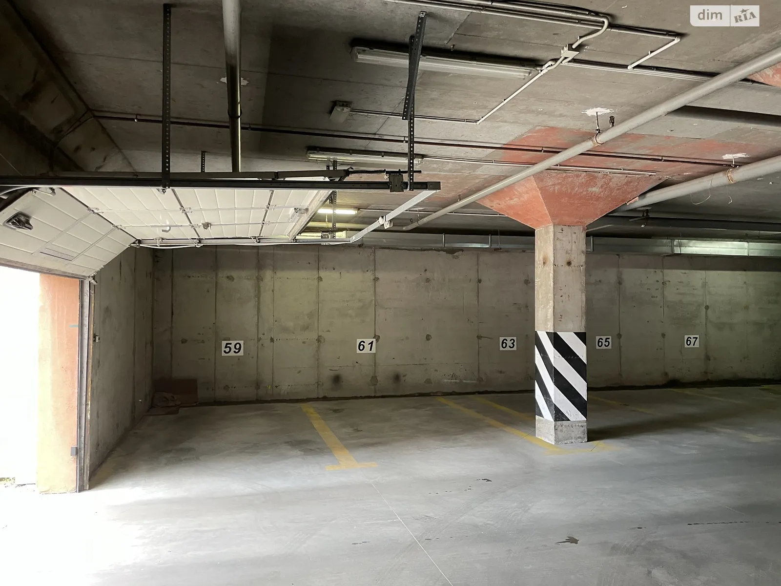 Продается подземный паркинг под легковое авто на 13.8 кв. м, цена: 12000 $ - фото 1
