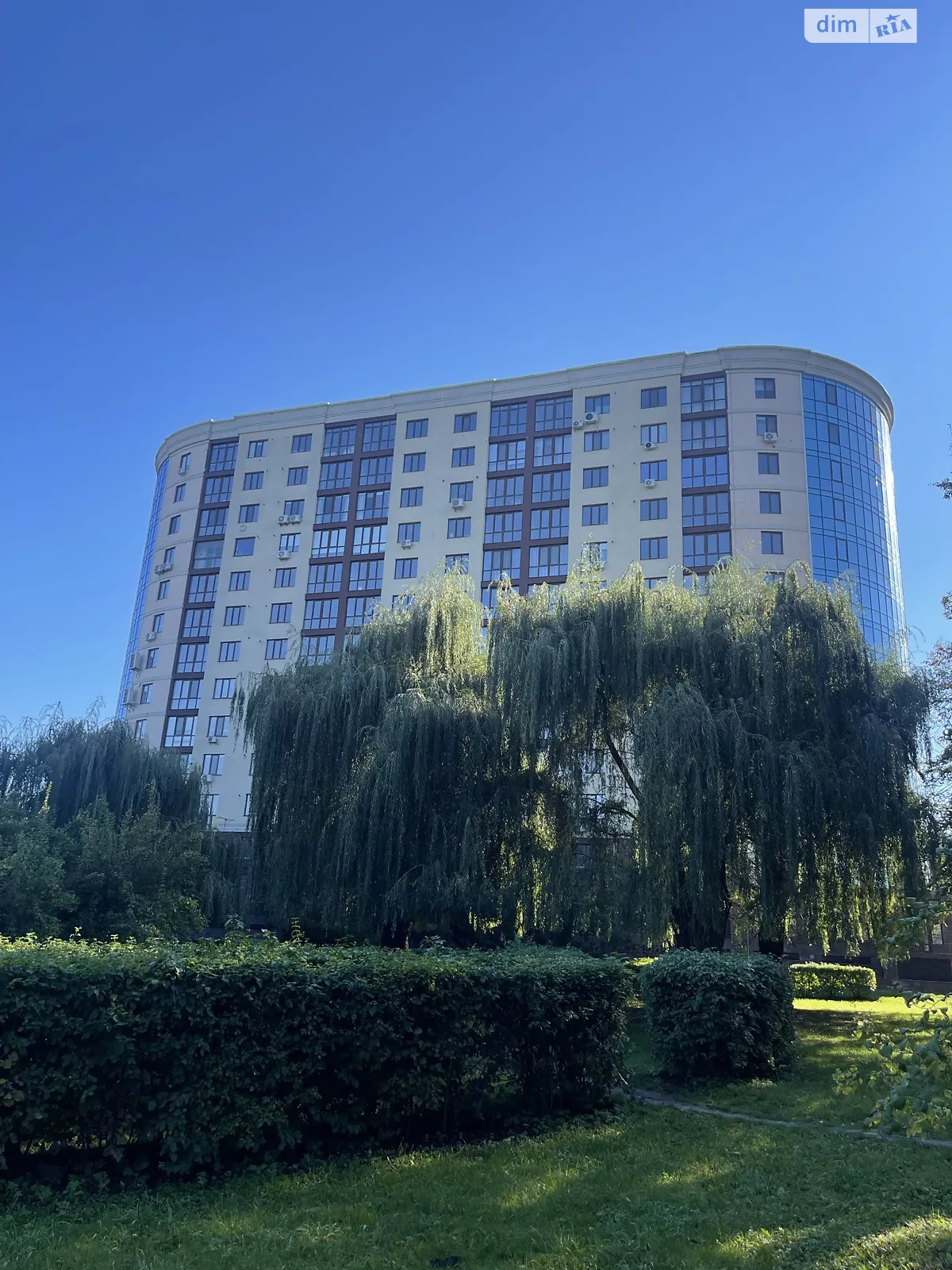 Продается 1-комнатная квартира 66.4 кв. м в Хмельницком, ул. Староміська, 1/1 - фото 1