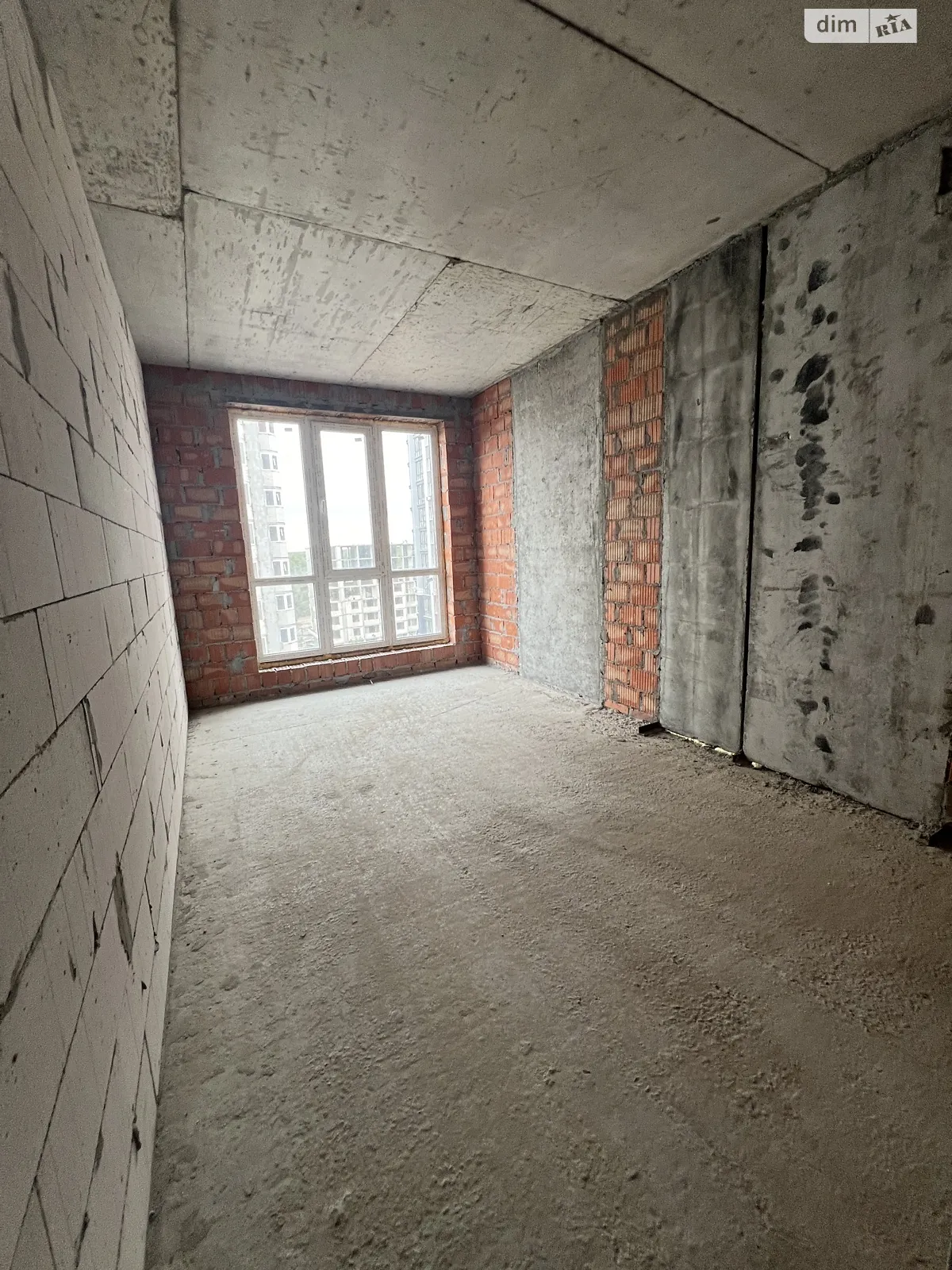 Продается 1-комнатная квартира 41 кв. м в Ирпене, ул. Университетская(Карла Маркса), 1М - фото 1