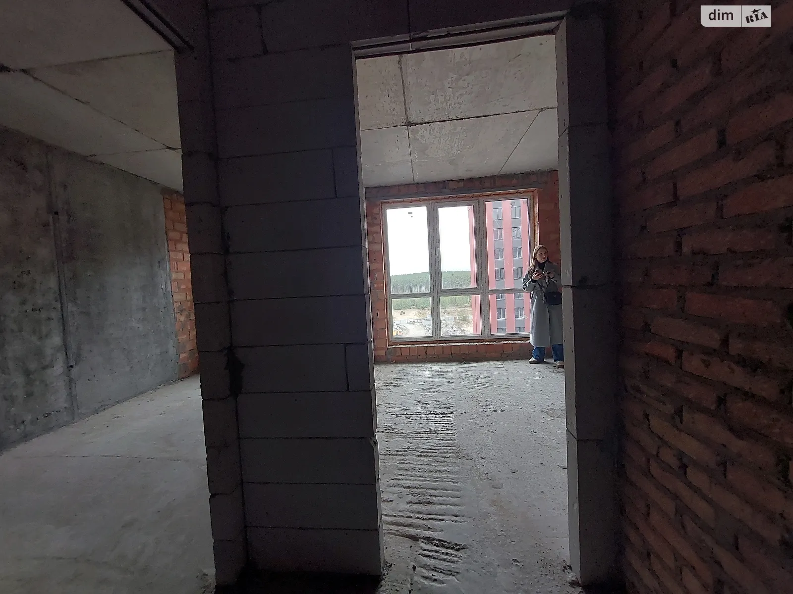 Продается 1-комнатная квартира 37 кв. м в Ирпене, ул. Университетская(Карла Маркса), 1М - фото 1