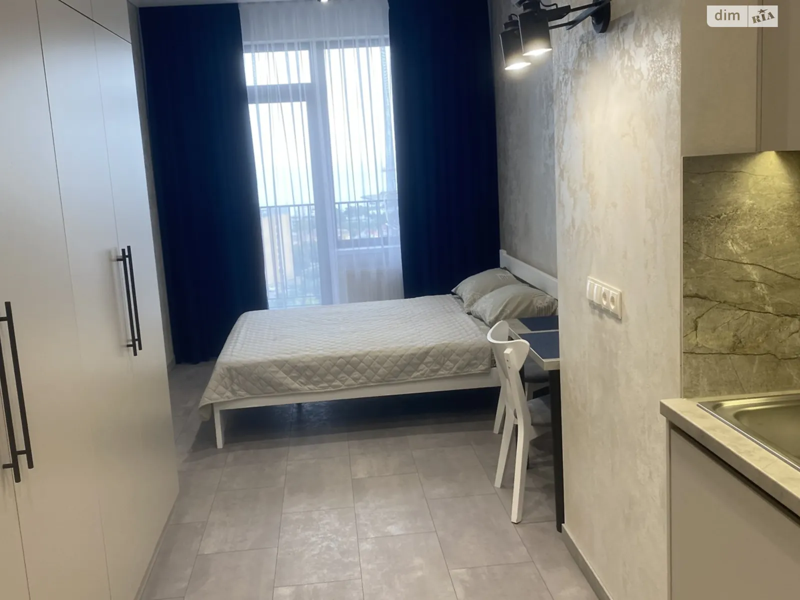 Сдается в аренду 1-комнатная квартира 25 кв. м в Одессе, ул. Дача Ковалевского, 5 - фото 1