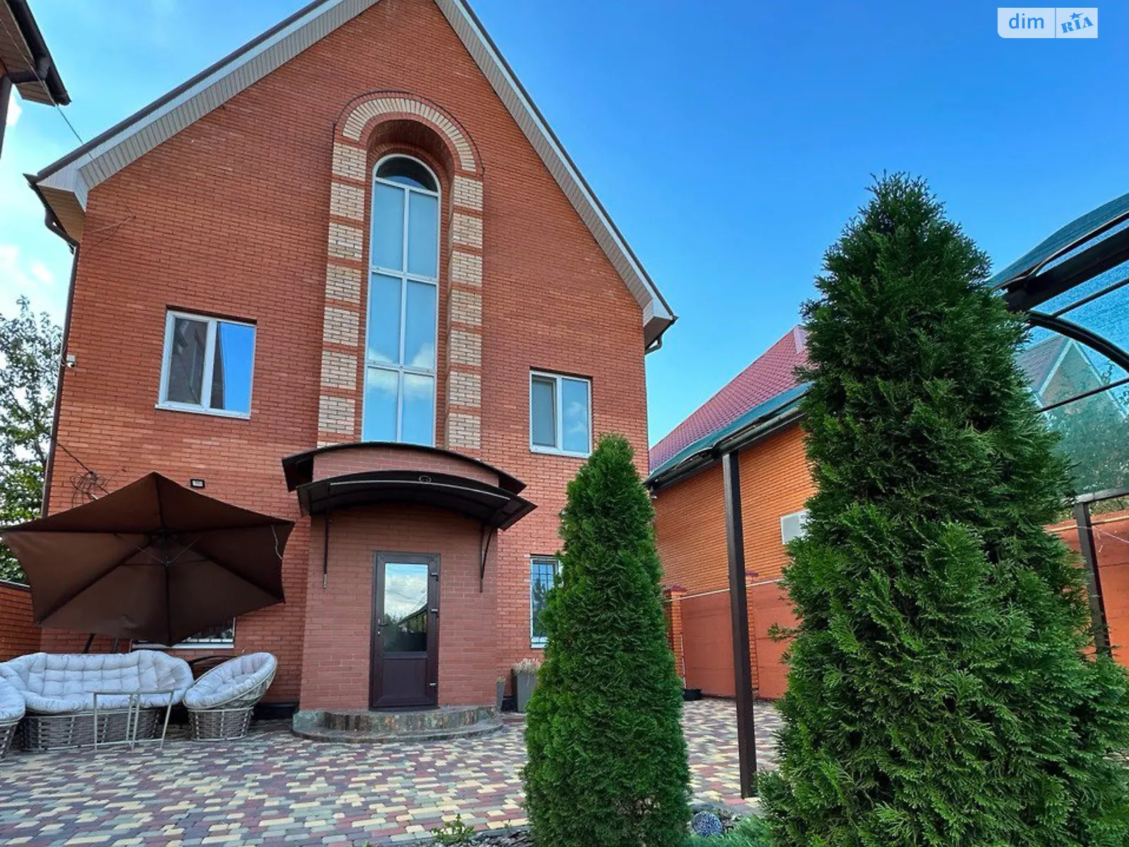 Продається будинок 3 поверховий 172 кв. м з подвалом, цена: 235000 $ - фото 1