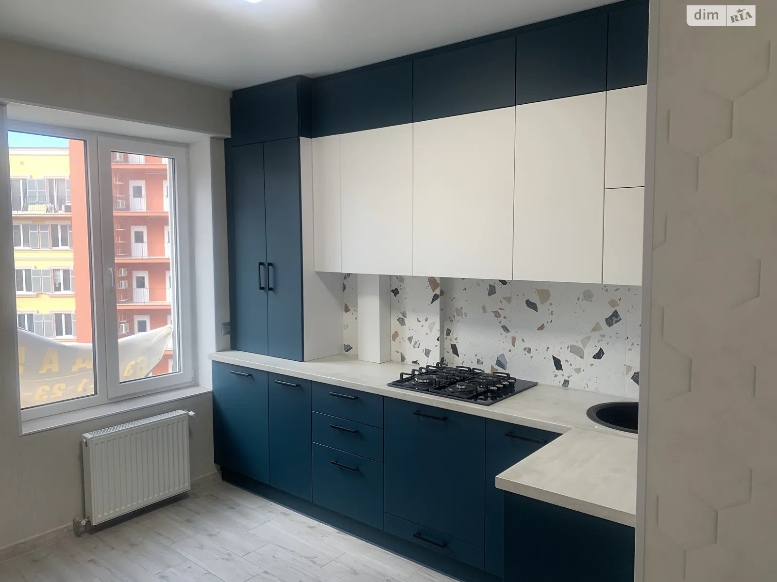 Продается 1-комнатная квартира 30 кв. м в Одессе, ул. Инглези - фото 1