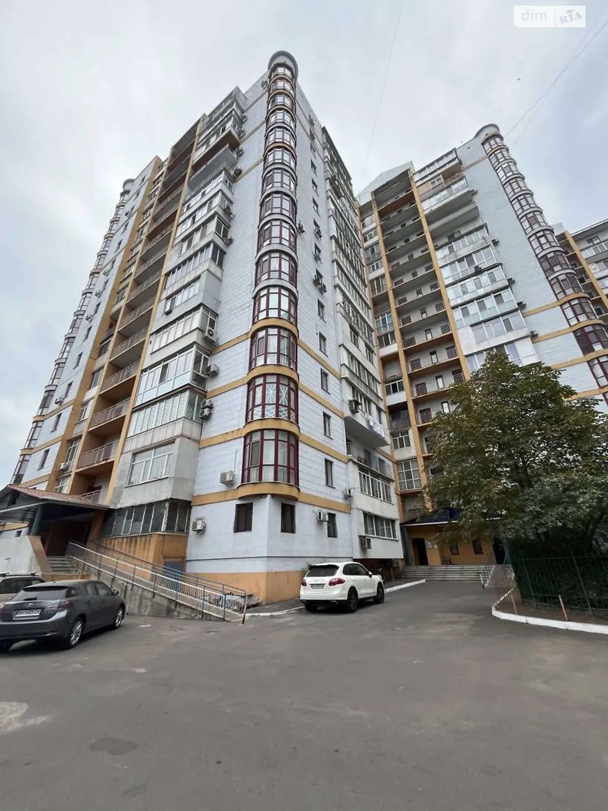 Продается 3-комнатная квартира 114.6 кв. м в Одессе, ул. Балковская, 22А корпус 4 - фото 1