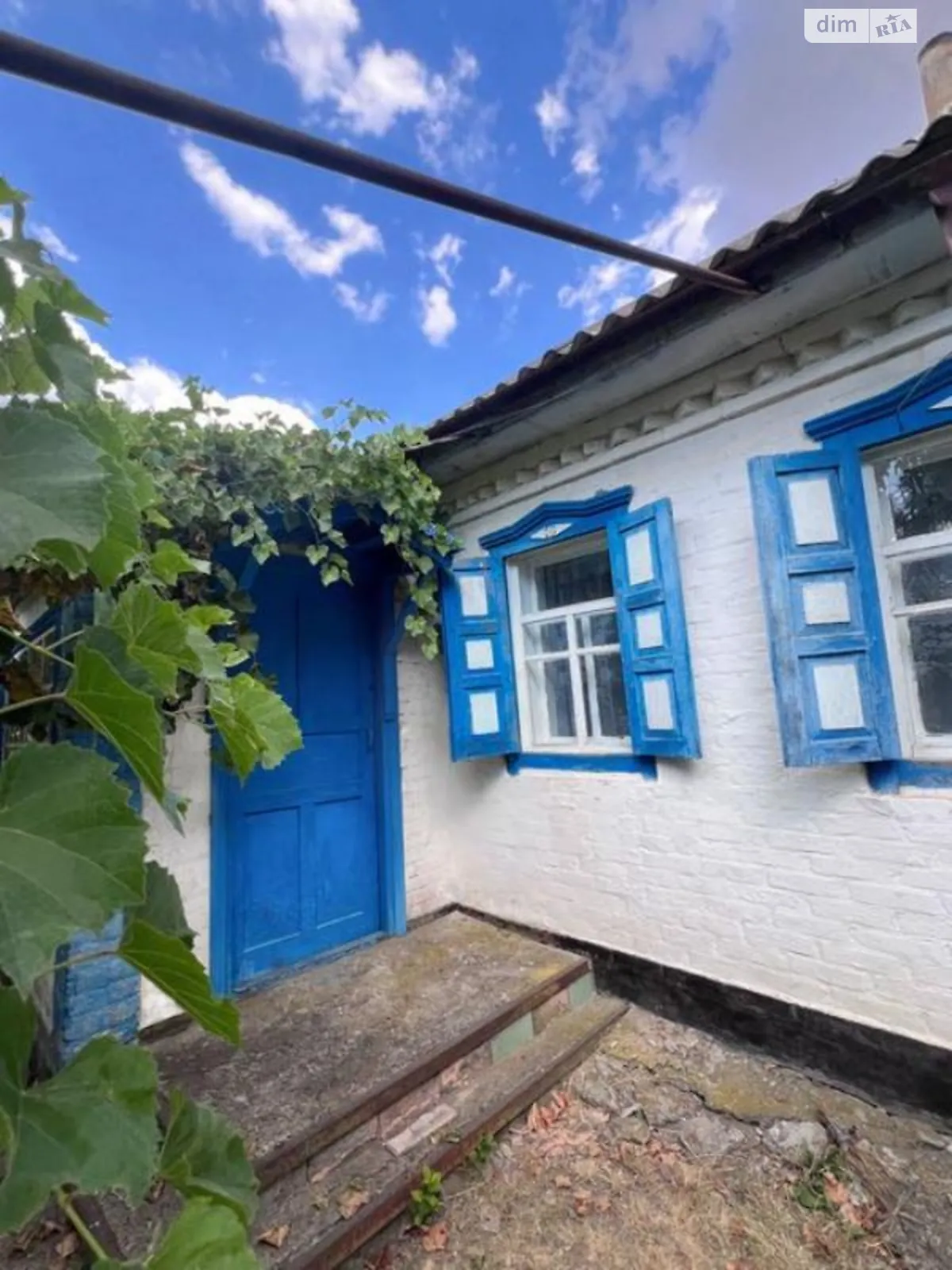 Продается одноэтажный дом 71 кв. м с бассейном, цена: 4200 $ - фото 1