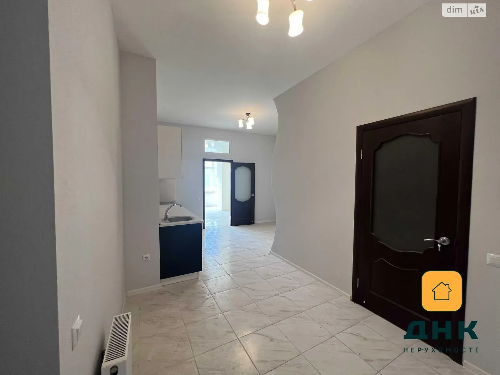 Продается 1-комнатная квартира 52 кв. м в Одессе, ул. Генуэзская, 5 - фото 1