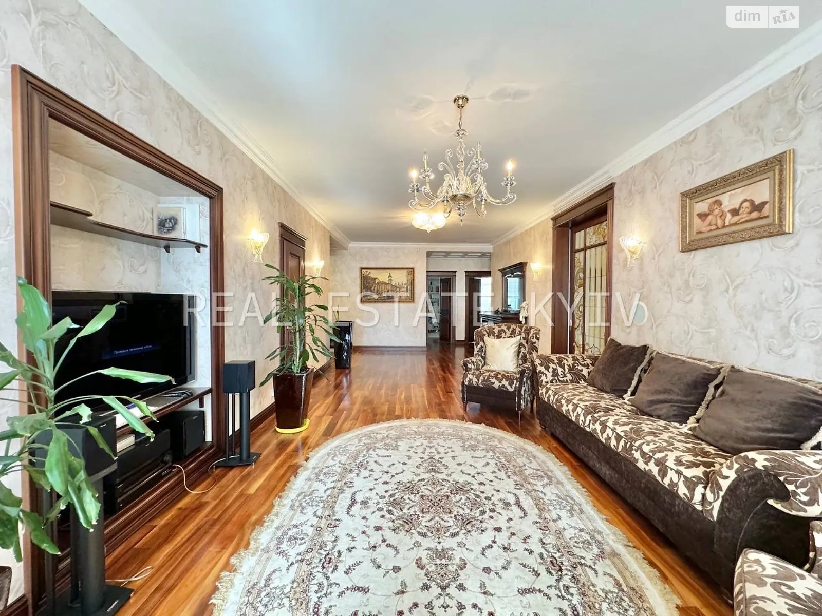 Продается 4-комнатная квартира 143 кв. м в Киеве, ул. Щекавицкая, 30/39 - фото 1