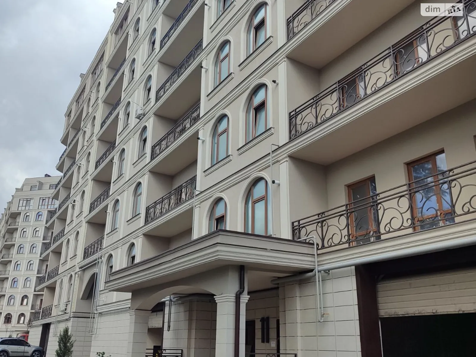 Продается 1-комнатная квартира 48.4 кв. м в Одессе, ул. Дача Ковалевского - фото 1