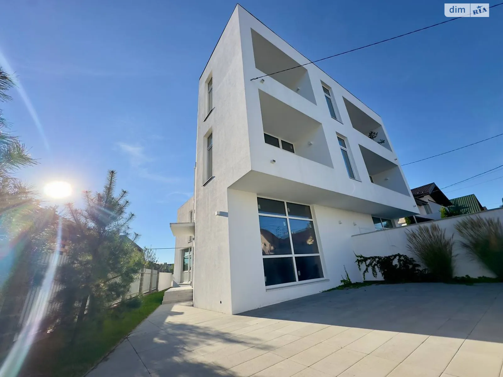 Продається будинок 3 поверховий 179 кв. м з балконом, цена: 143000 $ - фото 1