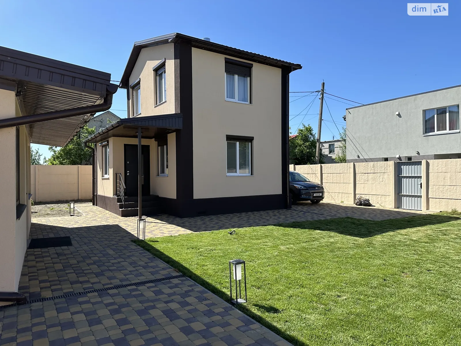Продается дом на 2 этажа 90 кв. м с участком, цена: 64900 $ - фото 1