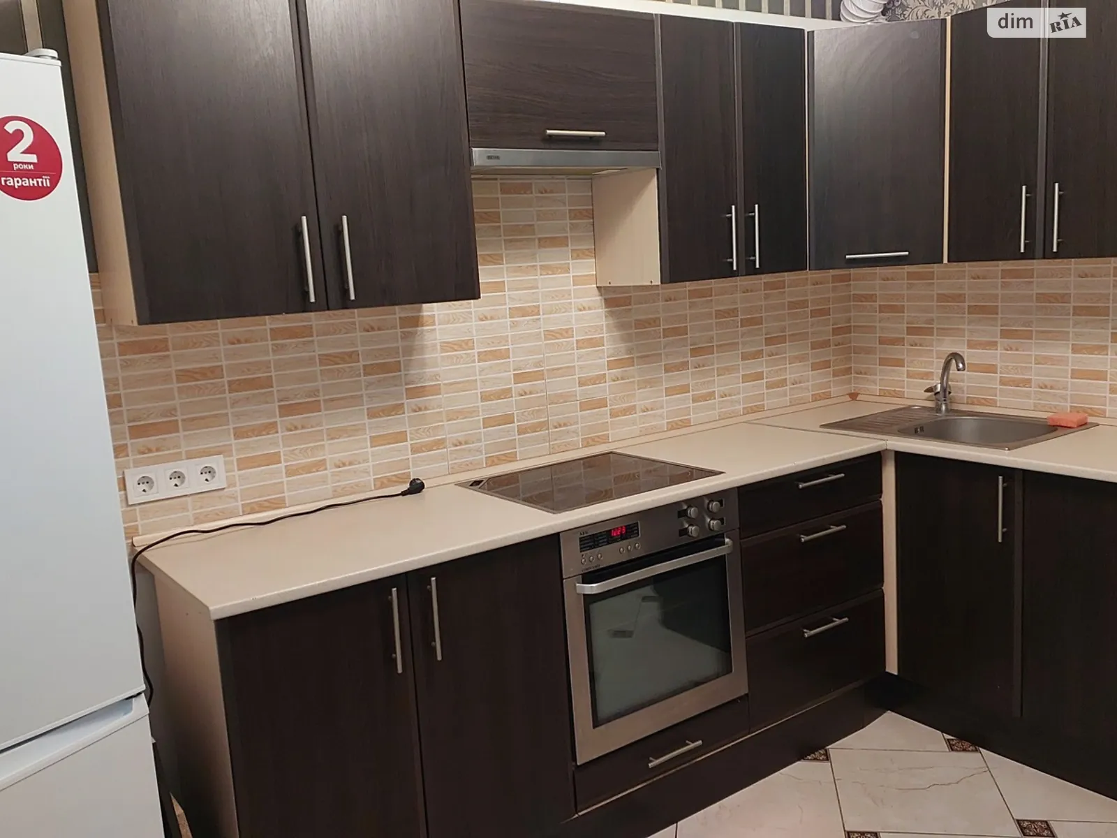 Сдается в аренду 1-комнатная квартира 38 кв. м в Одессе, мас. Радужный, 14 - фото 1