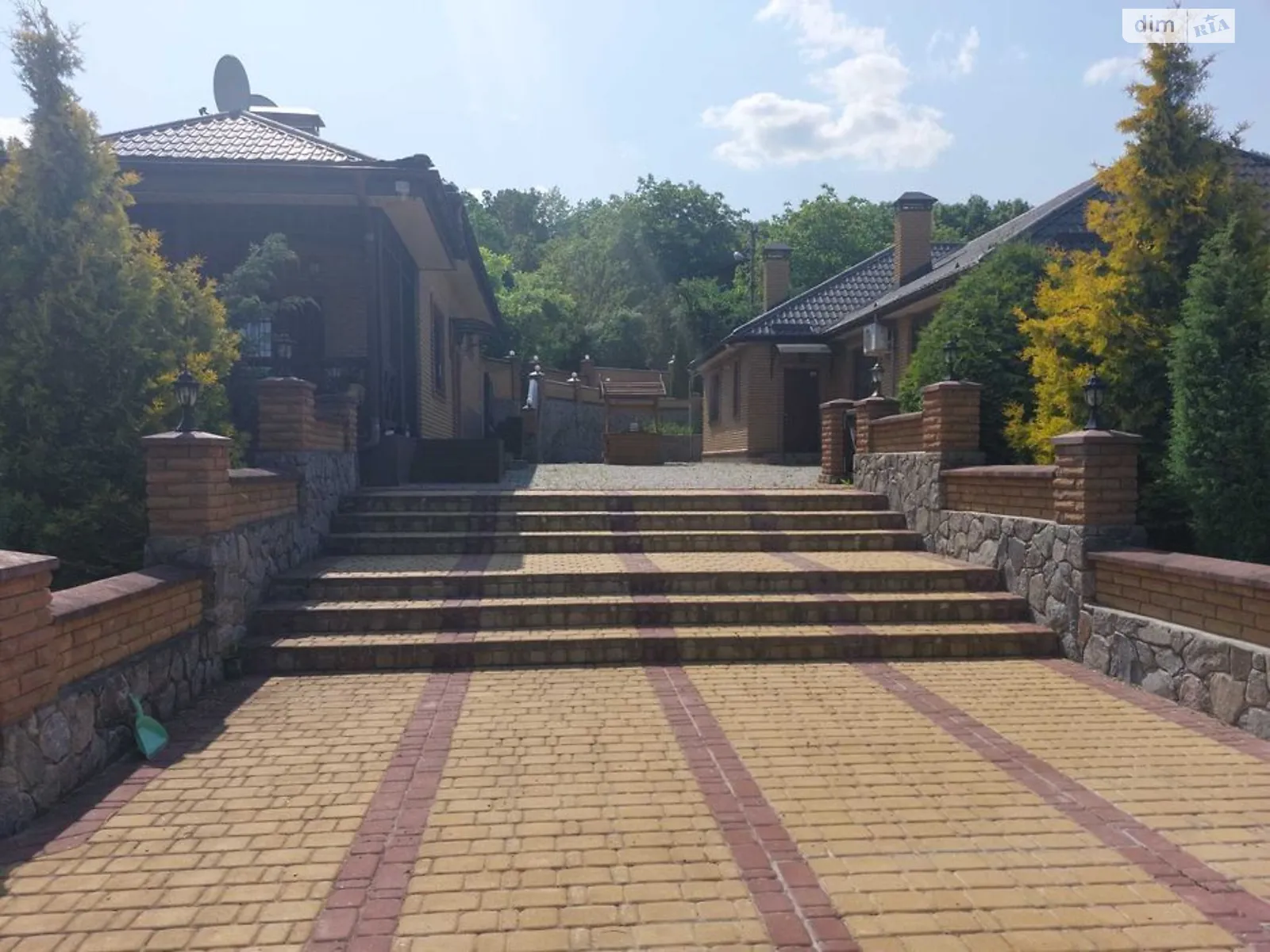 Продається одноповерховий будинок 120 кв. м з верандою, цена: 365000 $ - фото 1