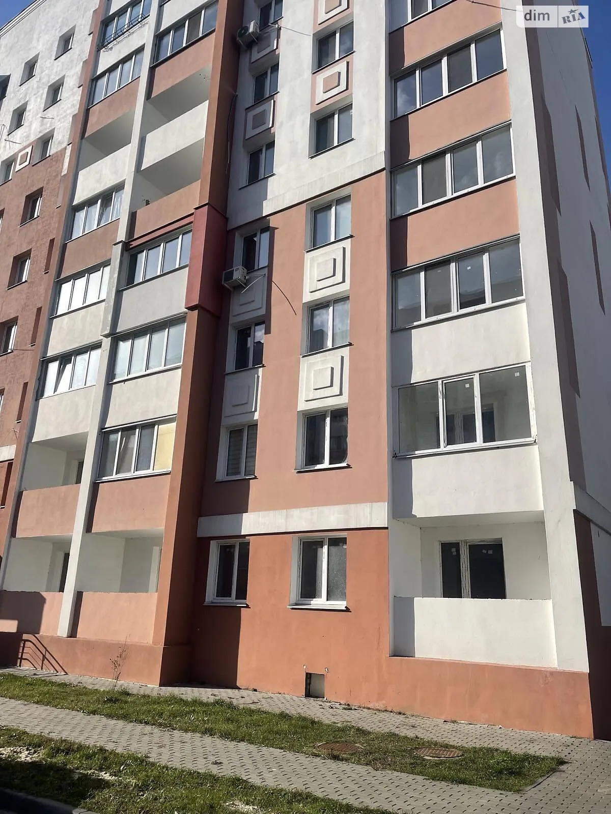 Продається 2-кімнатна квартира 56 кв. м у Харкові, вул. Академіка Барабашова, 14 - фото 1