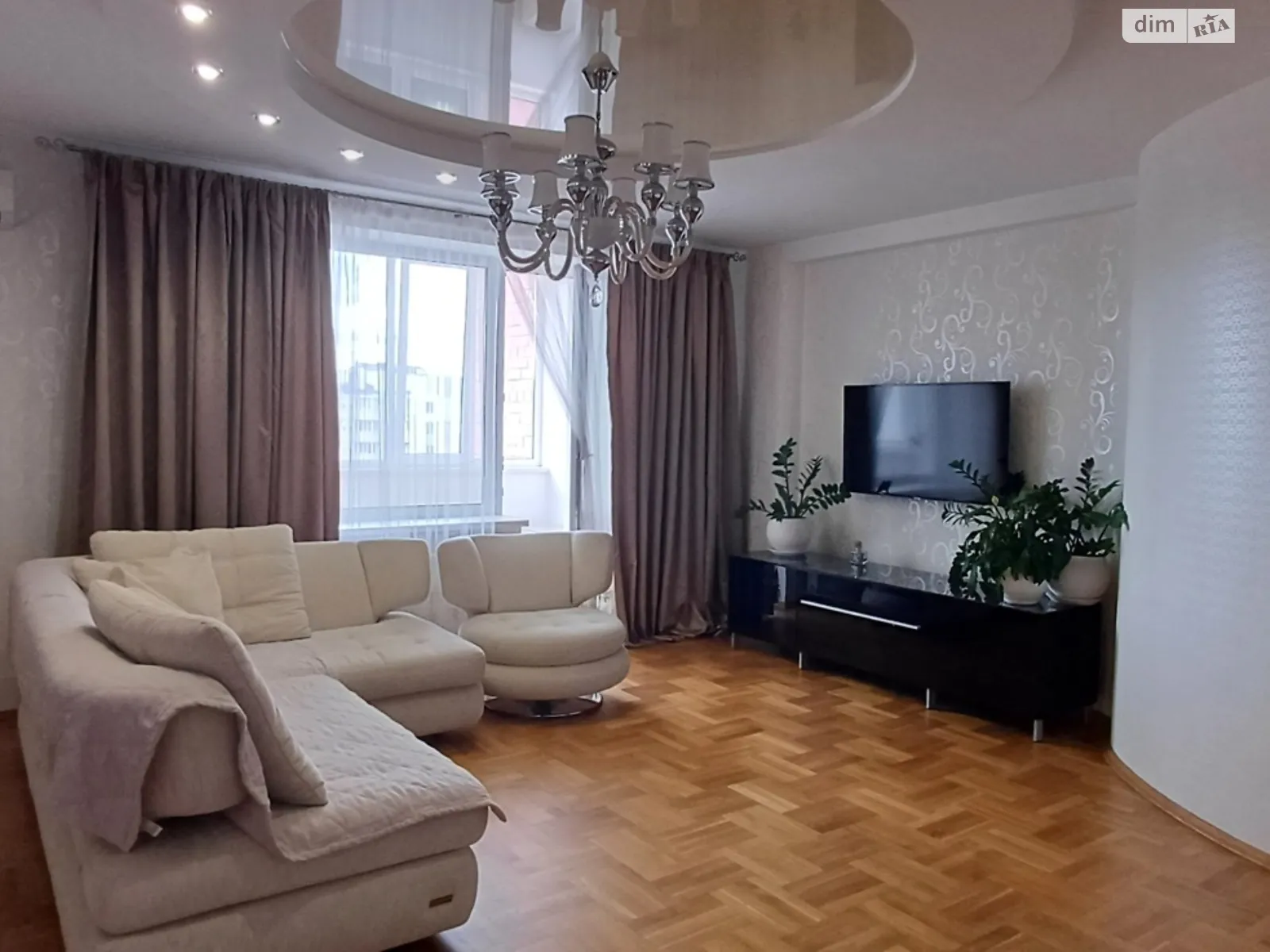 Продается 3-комнатная квартира 94 кв. м в Виннице, ул. Зодчих, 10 - фото 1