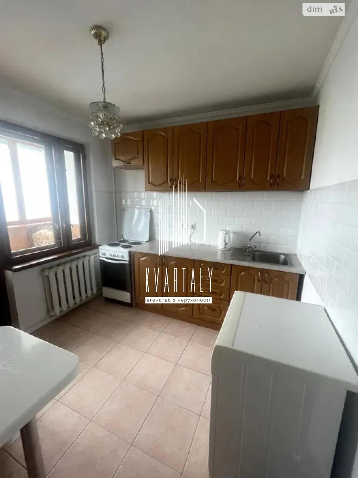 Продається 3-кімнатна квартира 71 кв. м у Києві, вул. Пантелеймона Куліша(Челябінська), 11 - фото 1