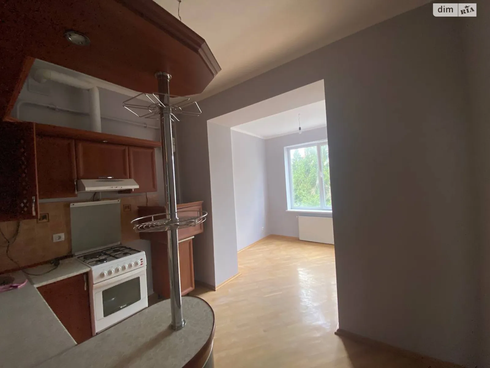 Продается 2-комнатная квартира 88.4 кв. м в Ивано-Франковске, ул. Заклинских, 1А - фото 1
