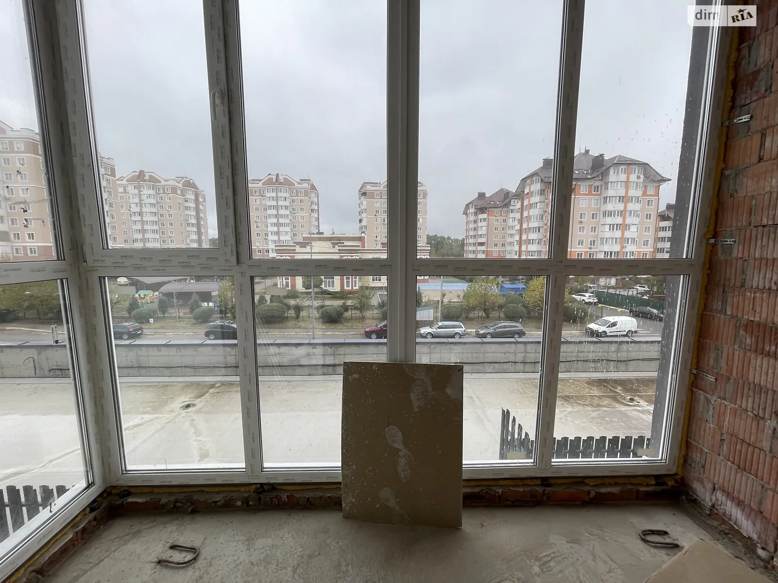 Продається 1-кімнатна квартира 42 кв. м у Бучі, вул. Бориса Гмирі, 7 - фото 1