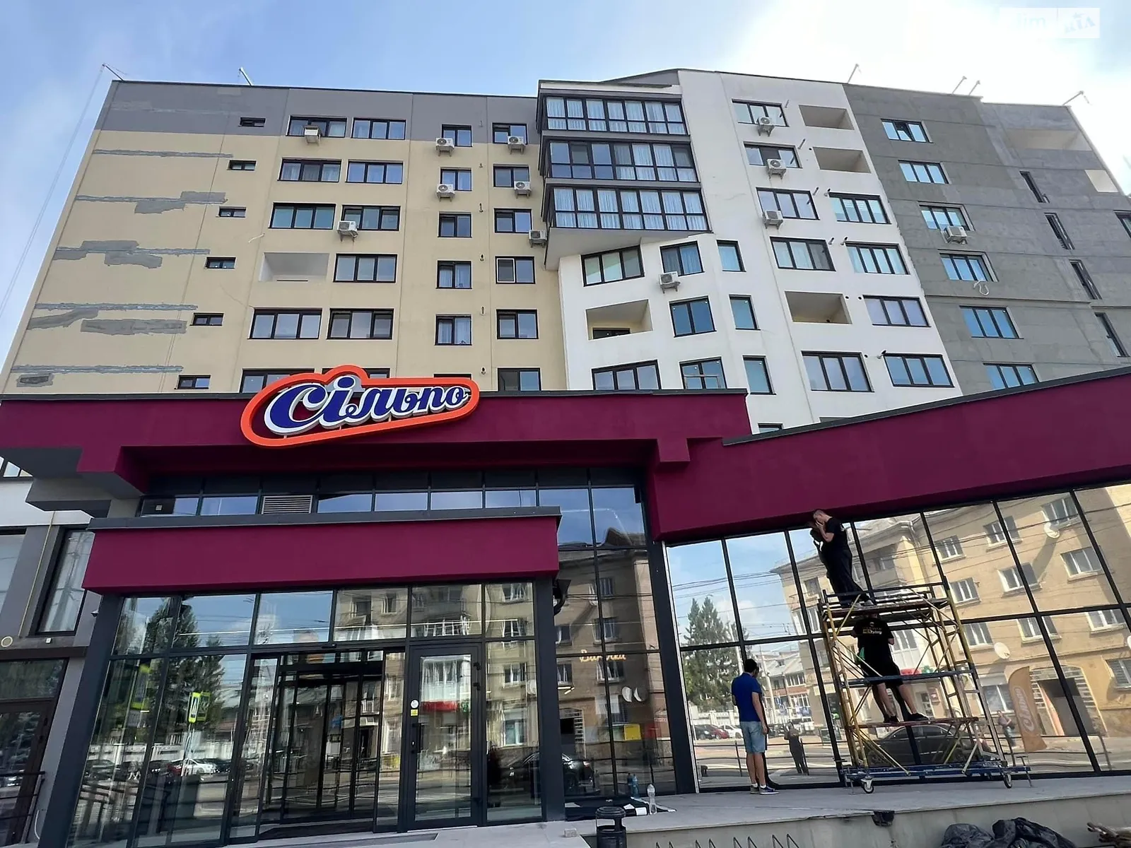 2-комнатная квартира 70 кв. м в Тернополе, просп. Бандеры Степана, 36 - фото 1
