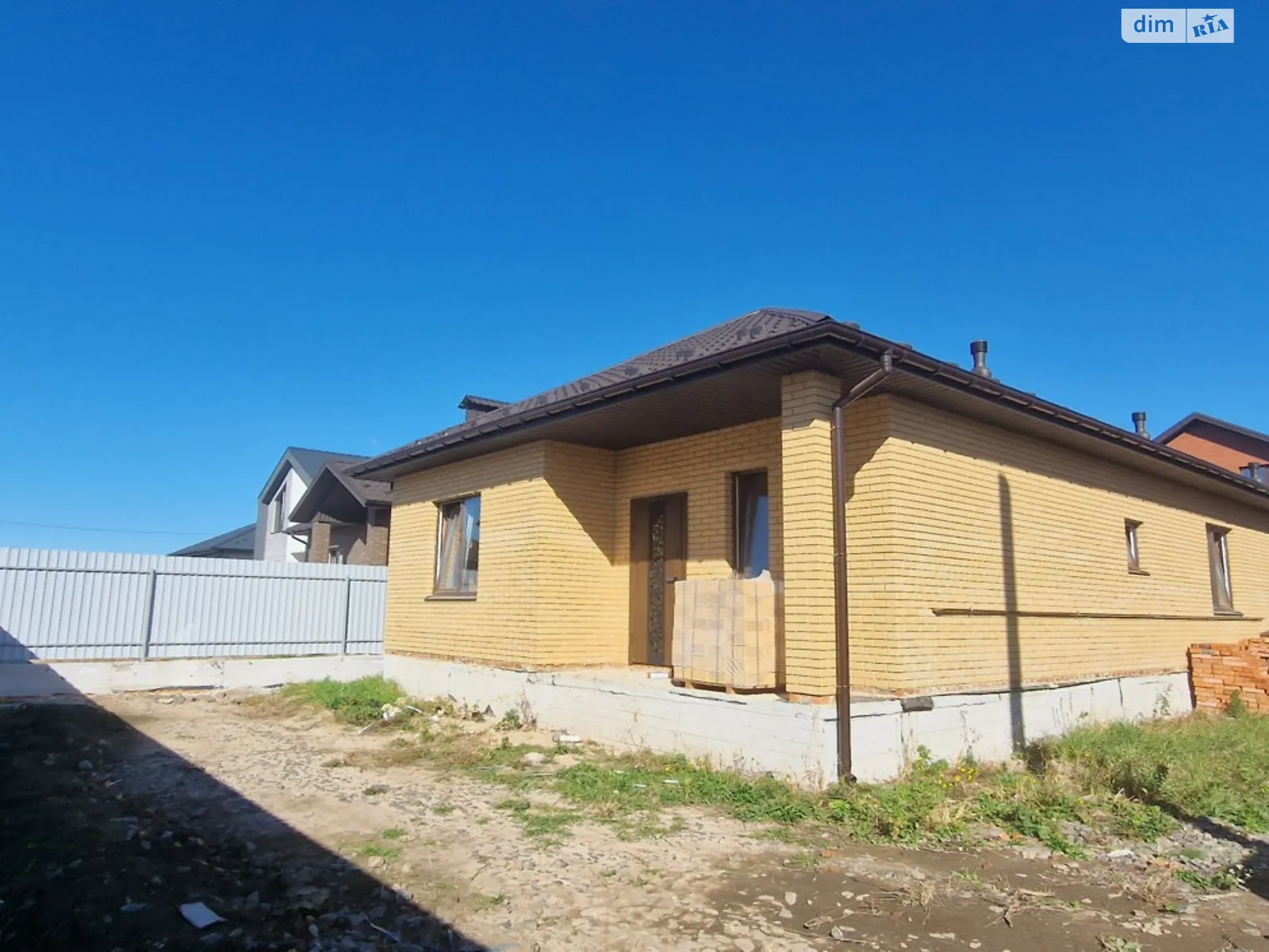 Продається одноповерховий будинок 100 кв. м з каміном, цена: 89999 $ - фото 1