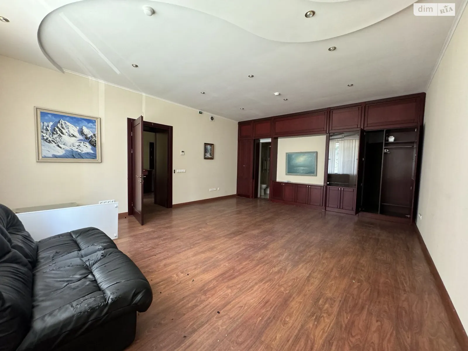 Здається в оренду офіс 440 кв. м в бізнес-центрі, цена: 2000 $ - фото 1