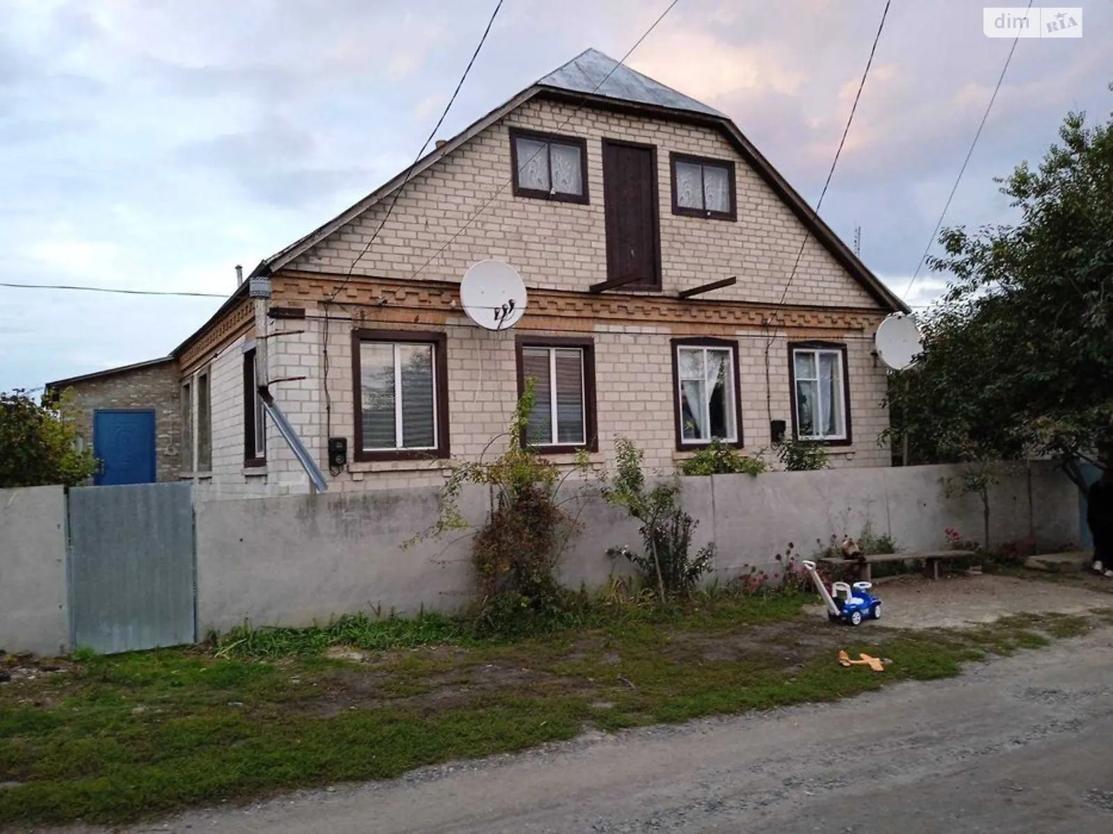 Продается часть дома 56 кв. м с бассейном, цена: 18000 $ - фото 1