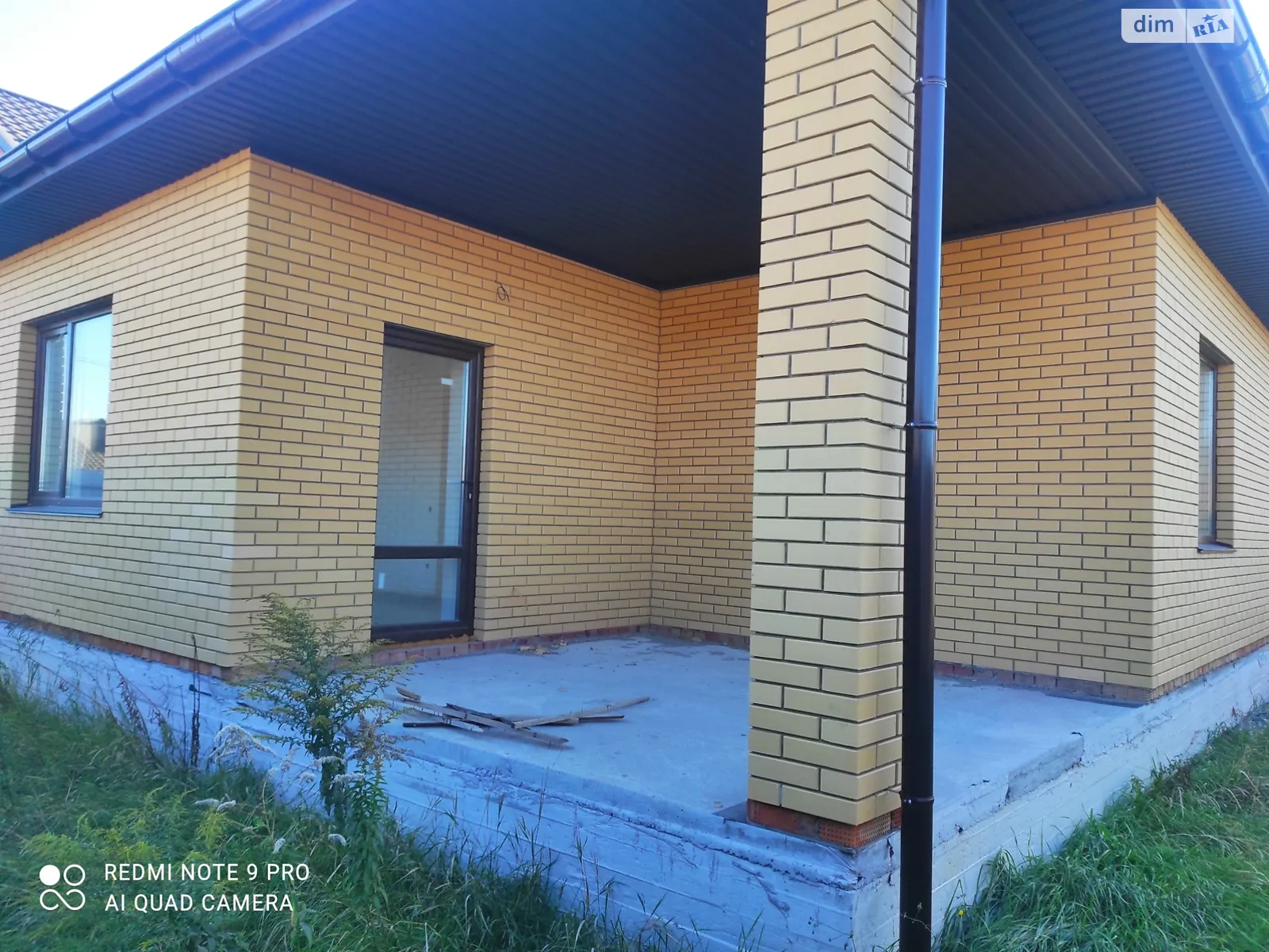 Продається одноповерховий будинок 110 кв. м з гаражем, цена: 120000 $ - фото 1