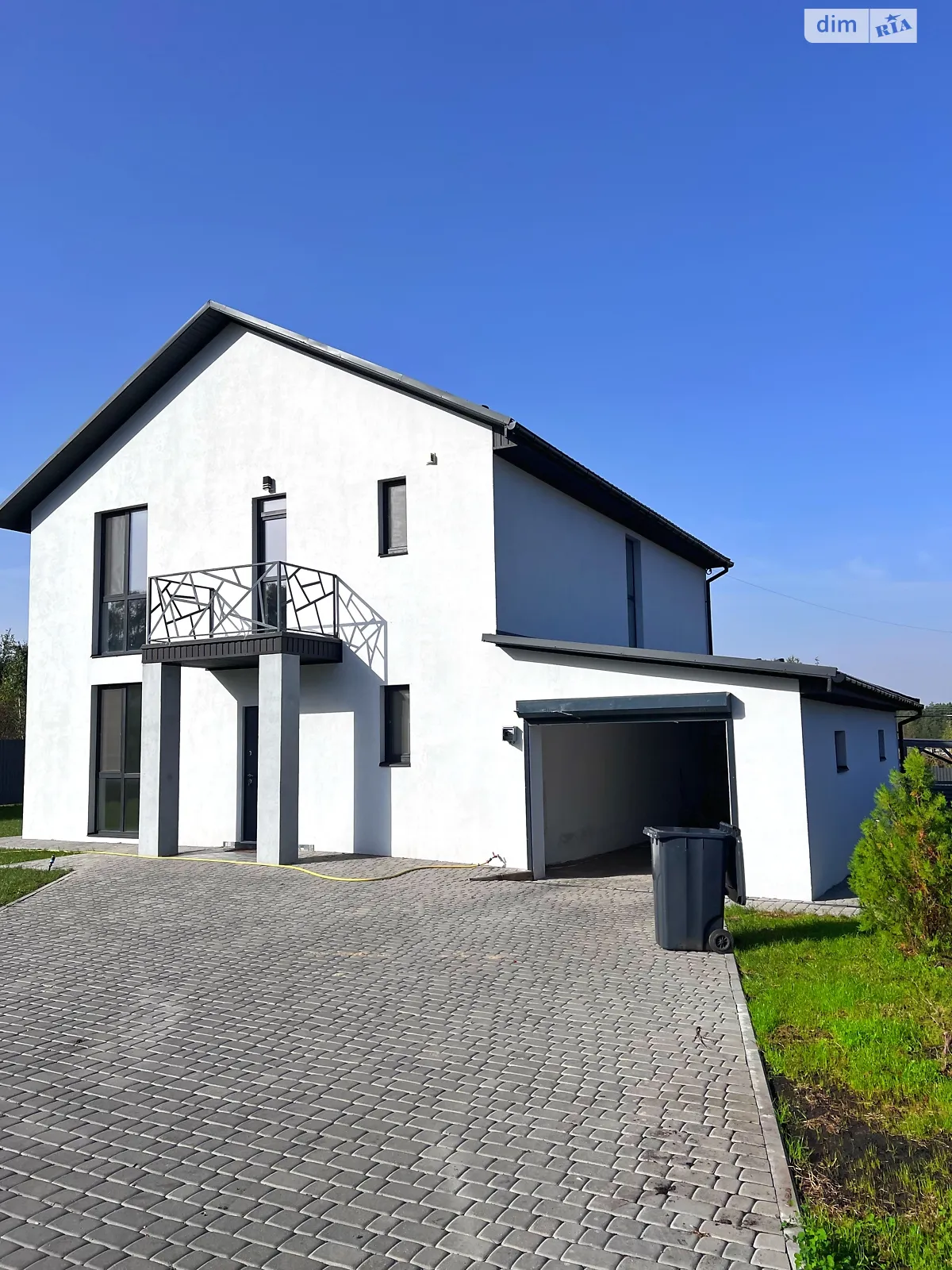 Сдается в аренду дом на 2 этажа 220 кв. м с мебелью, цена: 1800 $ - фото 1