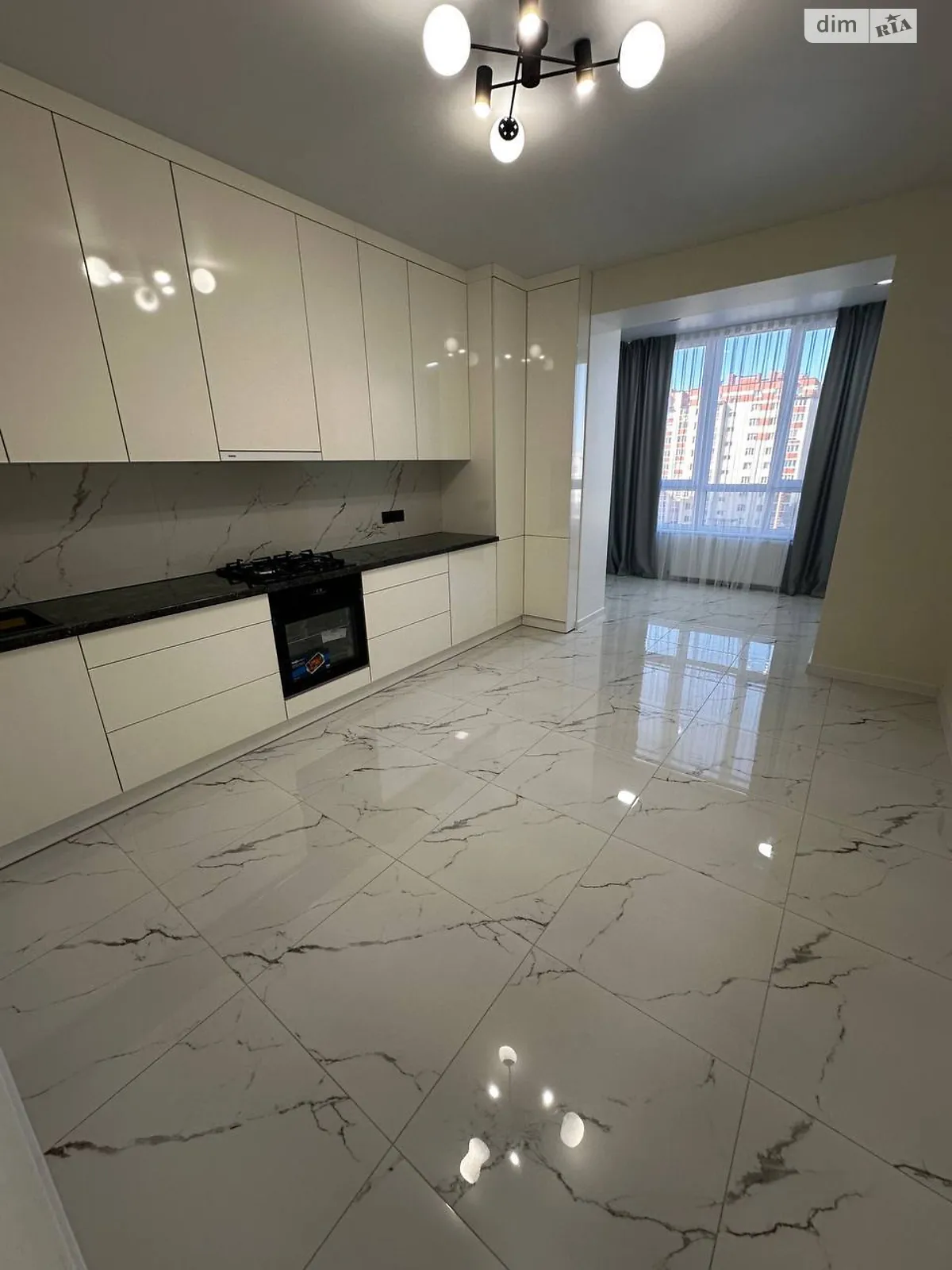 Продается 1-комнатная квартира 51 кв. м в Хмельницком, ул. Винницкая - фото 1