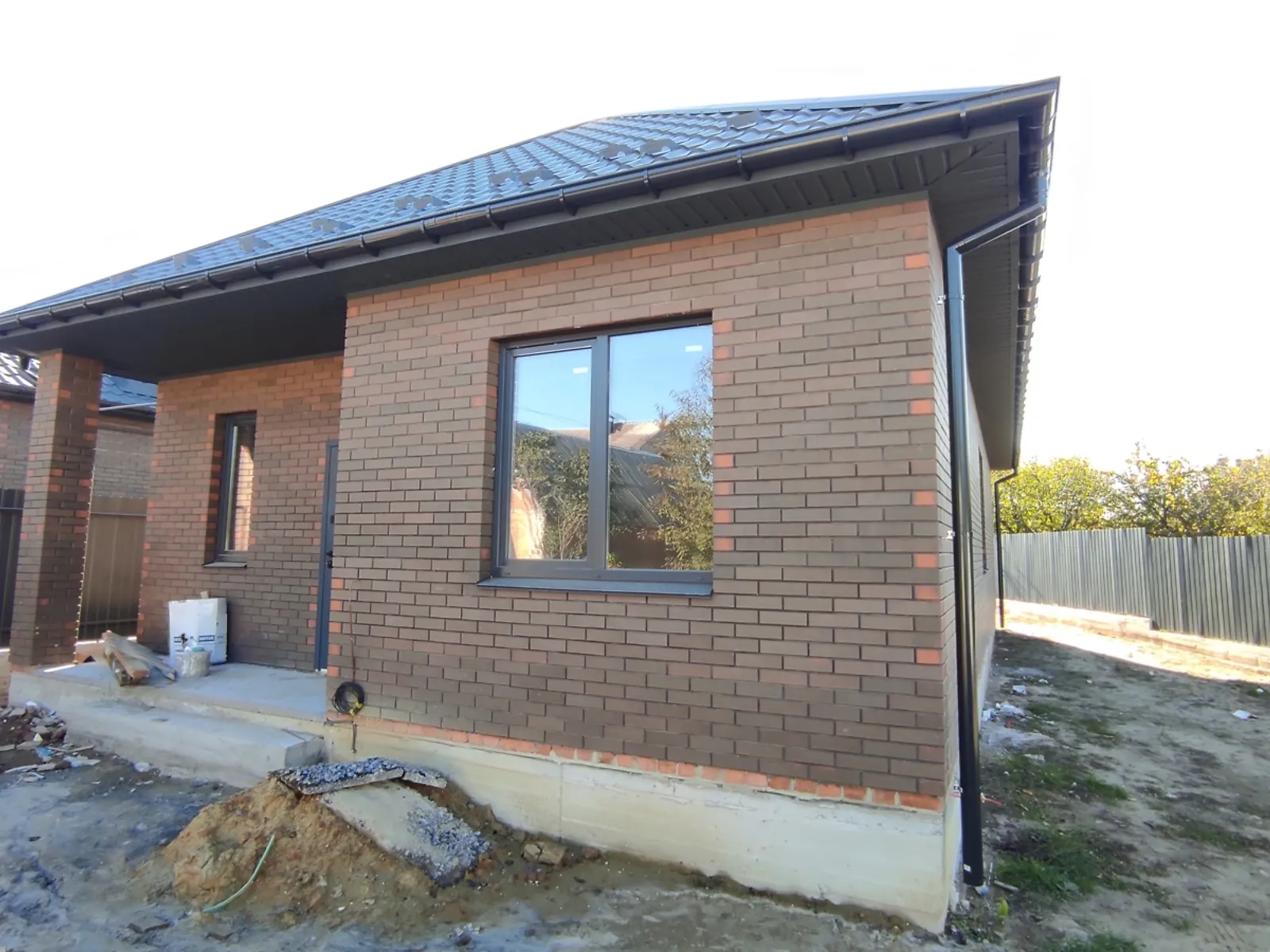 Продається одноповерховий будинок 90 кв. м з садом, цена: 75000 $ - фото 1
