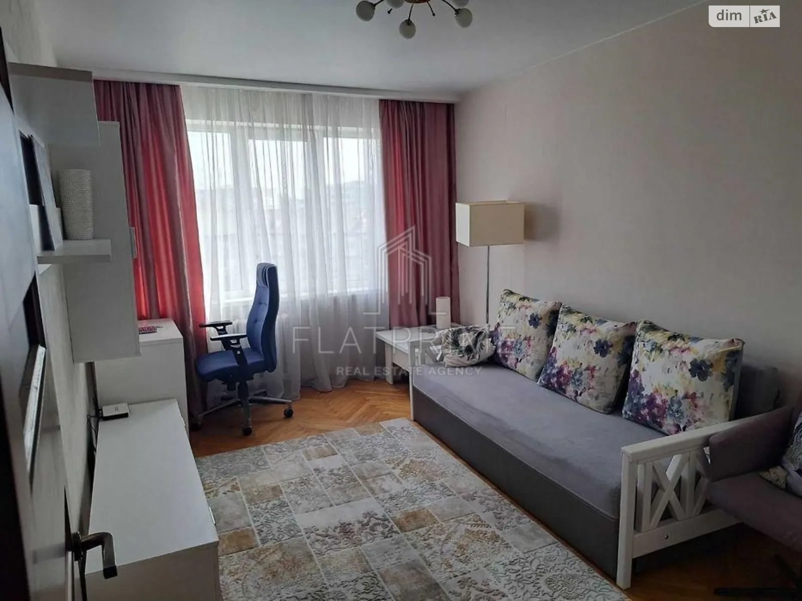 Продается 3-комнатная квартира 64 кв. м в Киеве, бул. Дарницкий, 7 - фото 1