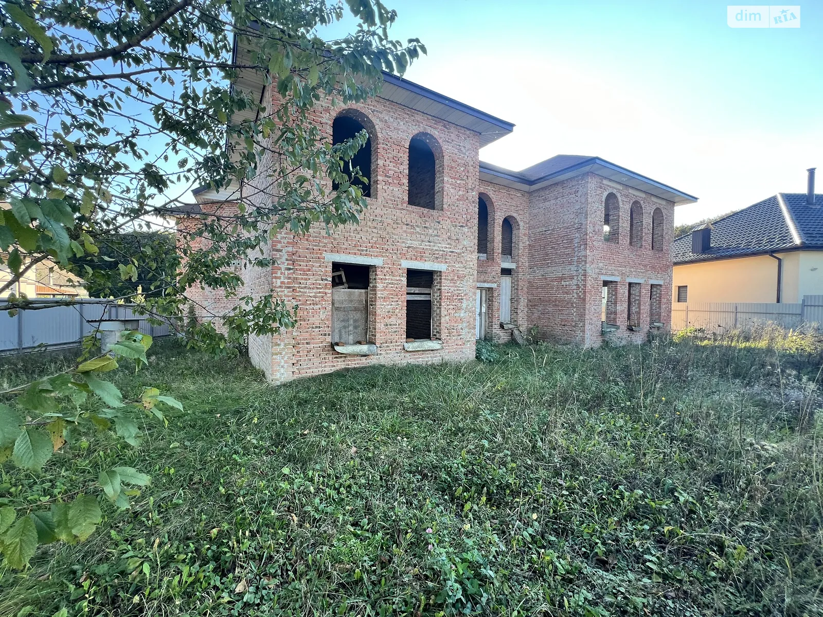 Продається будинок 2 поверховий 342 кв. м з садом, цена: 150000 $ - фото 1