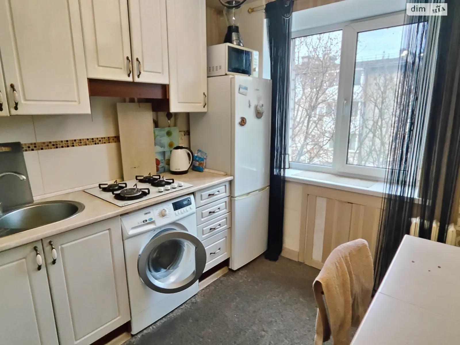 Сдается в аренду 1-комнатная квартира 33 кв. м в Днепре, ул. Воскресенская, 1 - фото 1