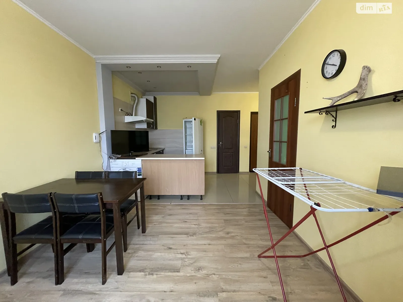 Продается 1-комнатная квартира 36 кв. м в Ворзеле, ул. Леси Украинки - фото 1