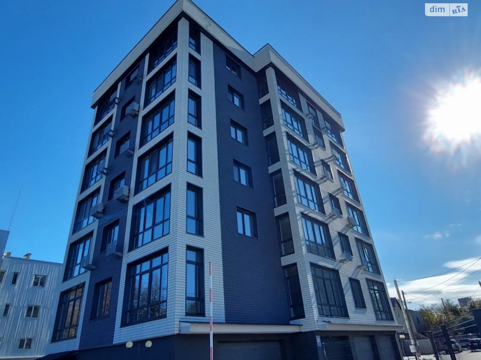 Продается 2-комнатная квартира 70 кв. м в Белой Церкви, 1-й пер. Водопойный, 13Б - фото 1