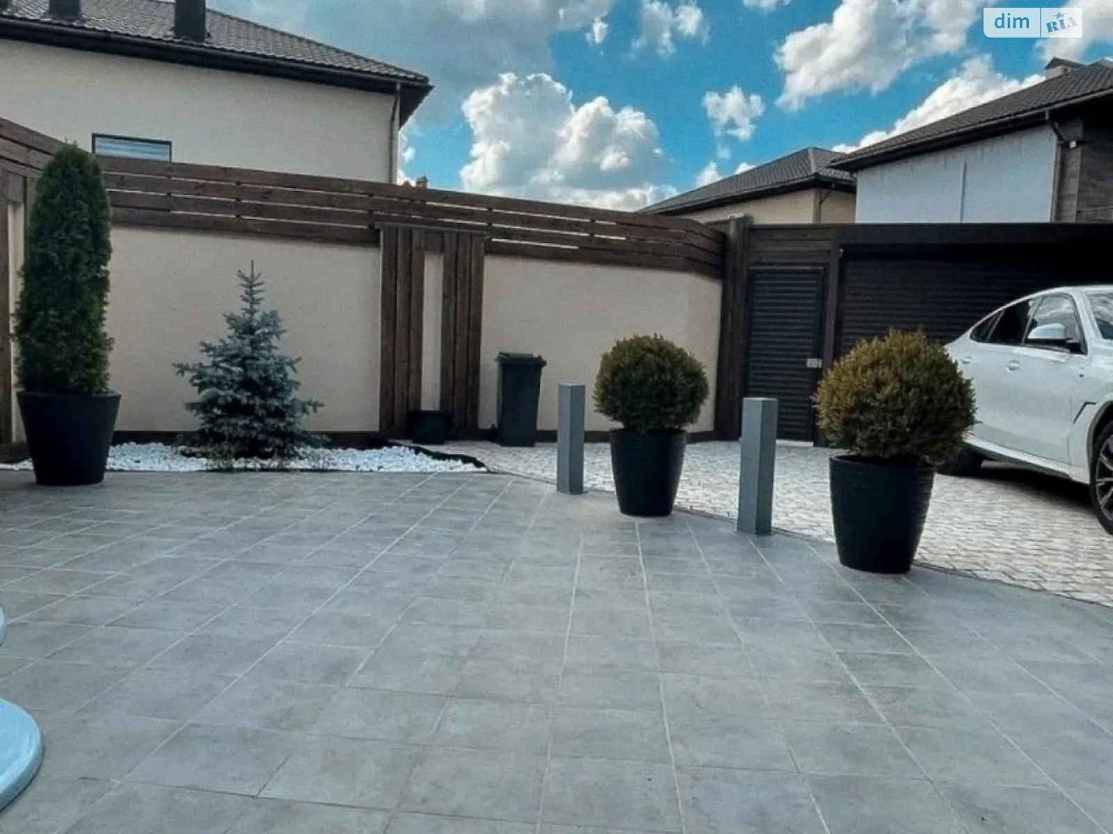 Здається в оренду будинок 2 поверховий 200 кв. м з каміном, цена: 2500 $ - фото 1