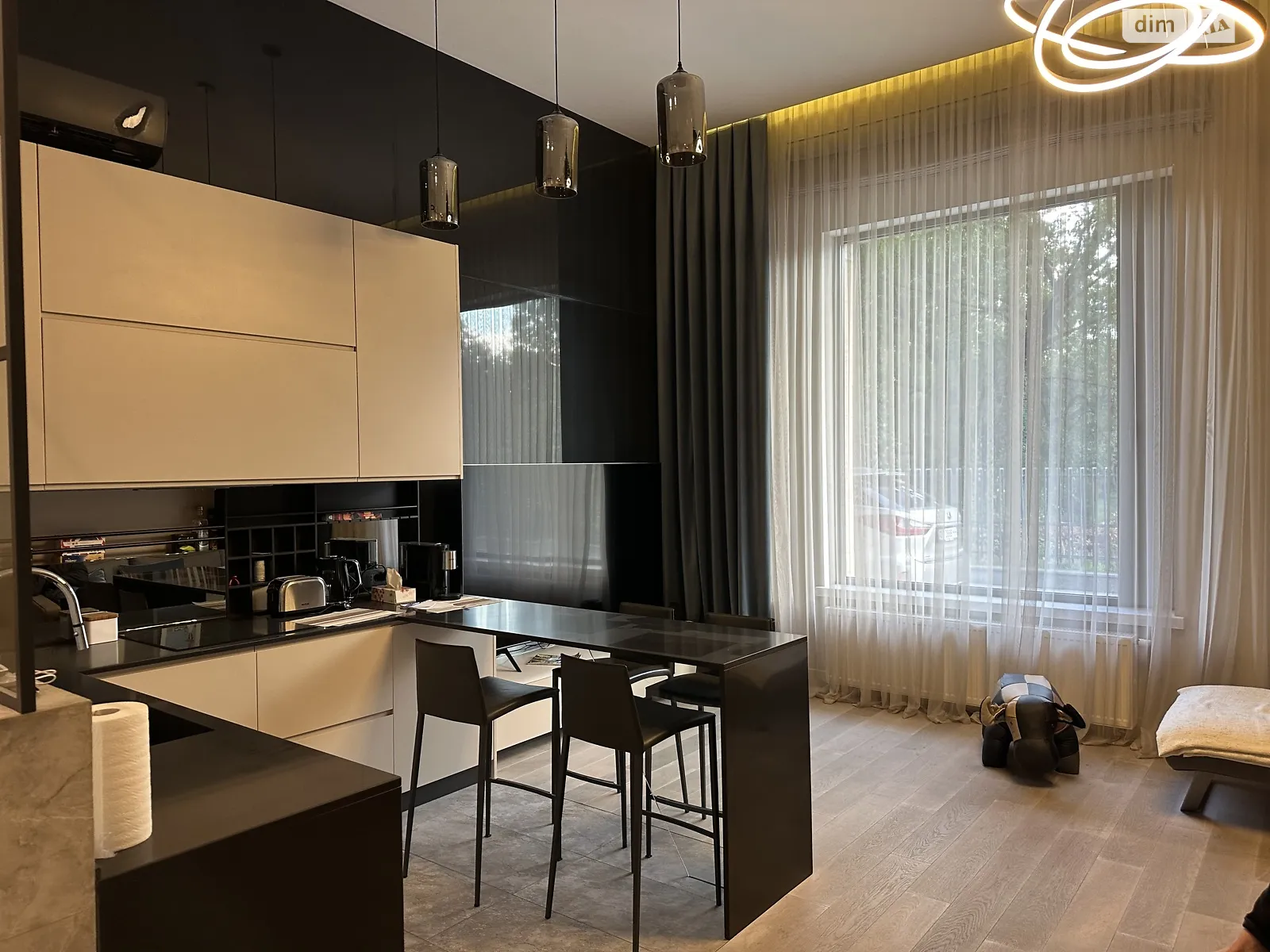 Продається 1-кімнатна квартира 75 кв. м у Одесі, бул. Французький, 85/5 - фото 1