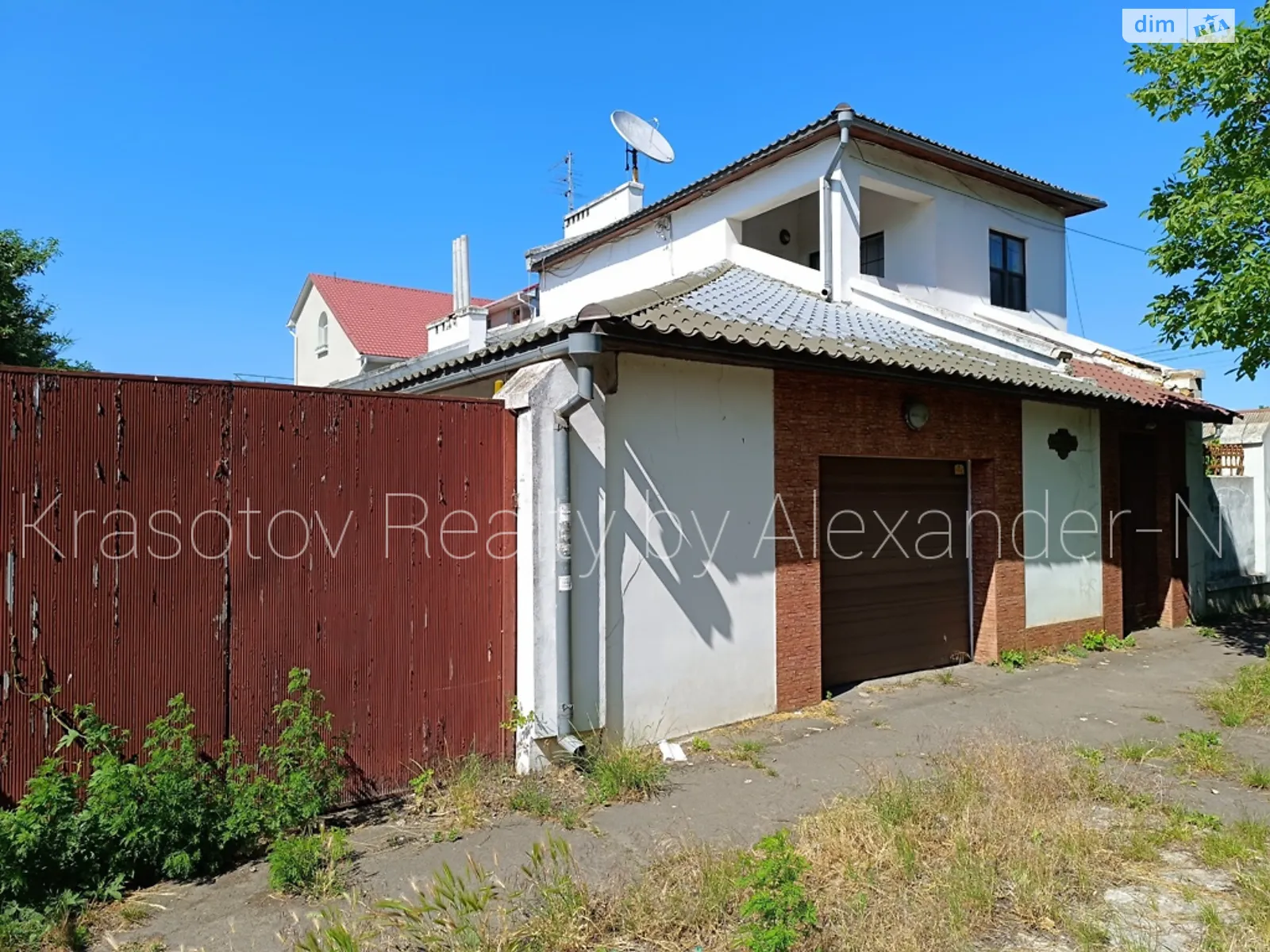 Продается дом на 2 этажа 380 кв. м с камином, цена: 220000 $ - фото 1