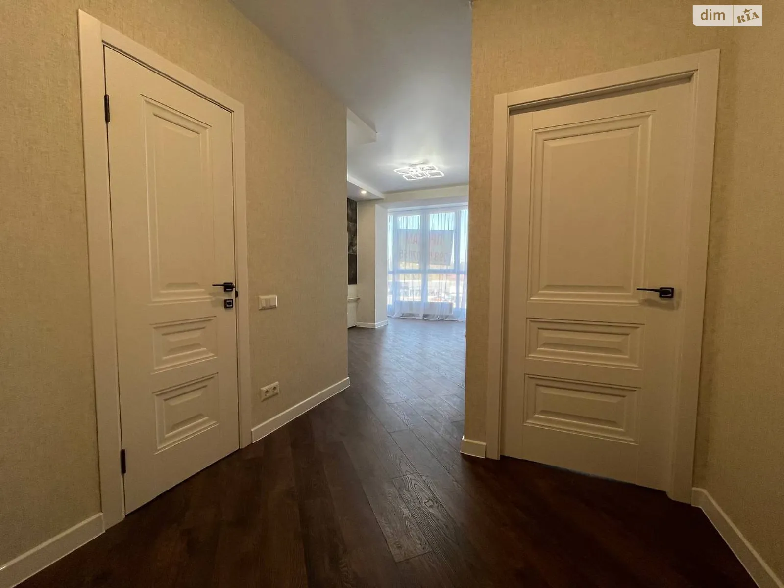 Продается 1-комнатная квартира 42 кв. м в Буче, пер. Тихого - фото 1