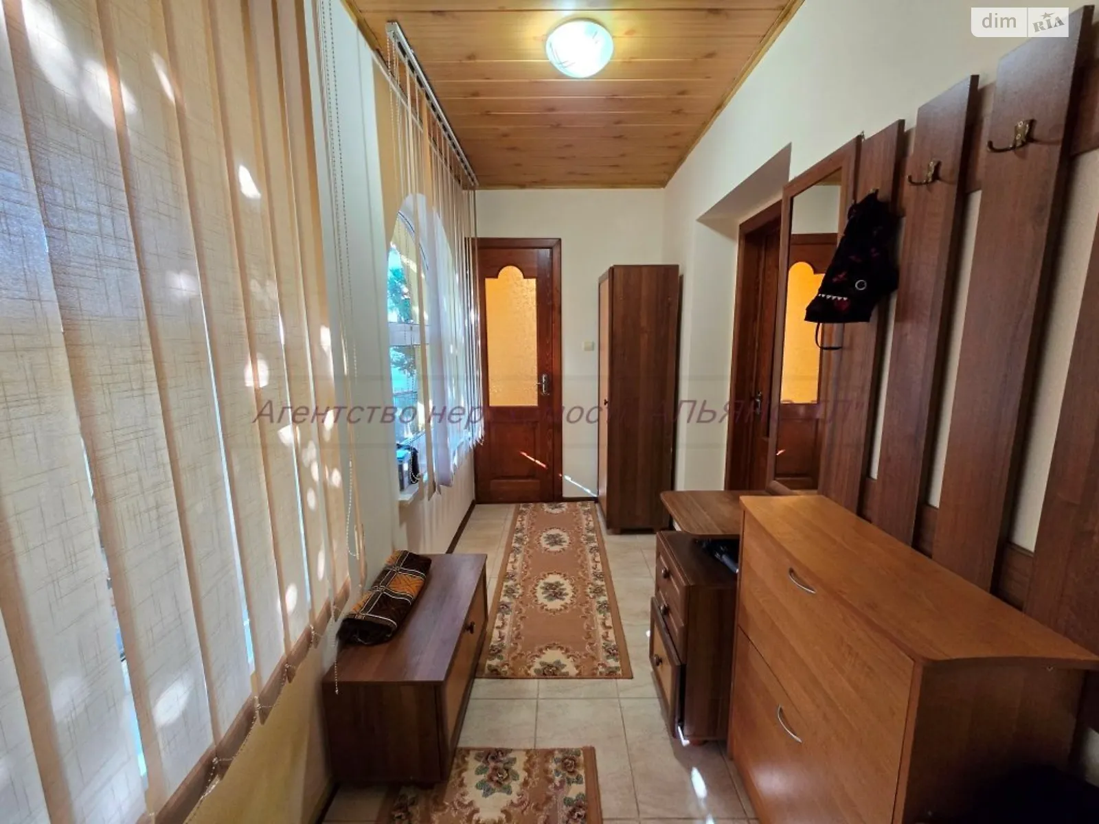 Продається будинок 2 поверховий 277.9 кв. м з ділянкою, цена: 250000 $ - фото 1