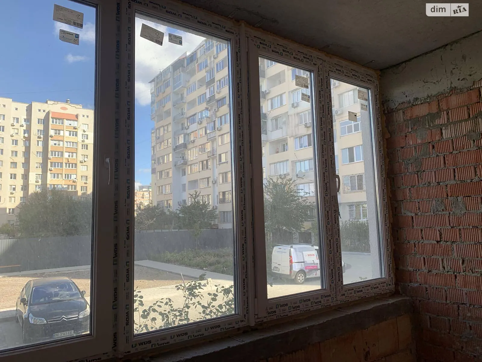 Продається 1-кімнатна квартира 45 кв. м у Одесі, вул. Академіка Сахарова - фото 1