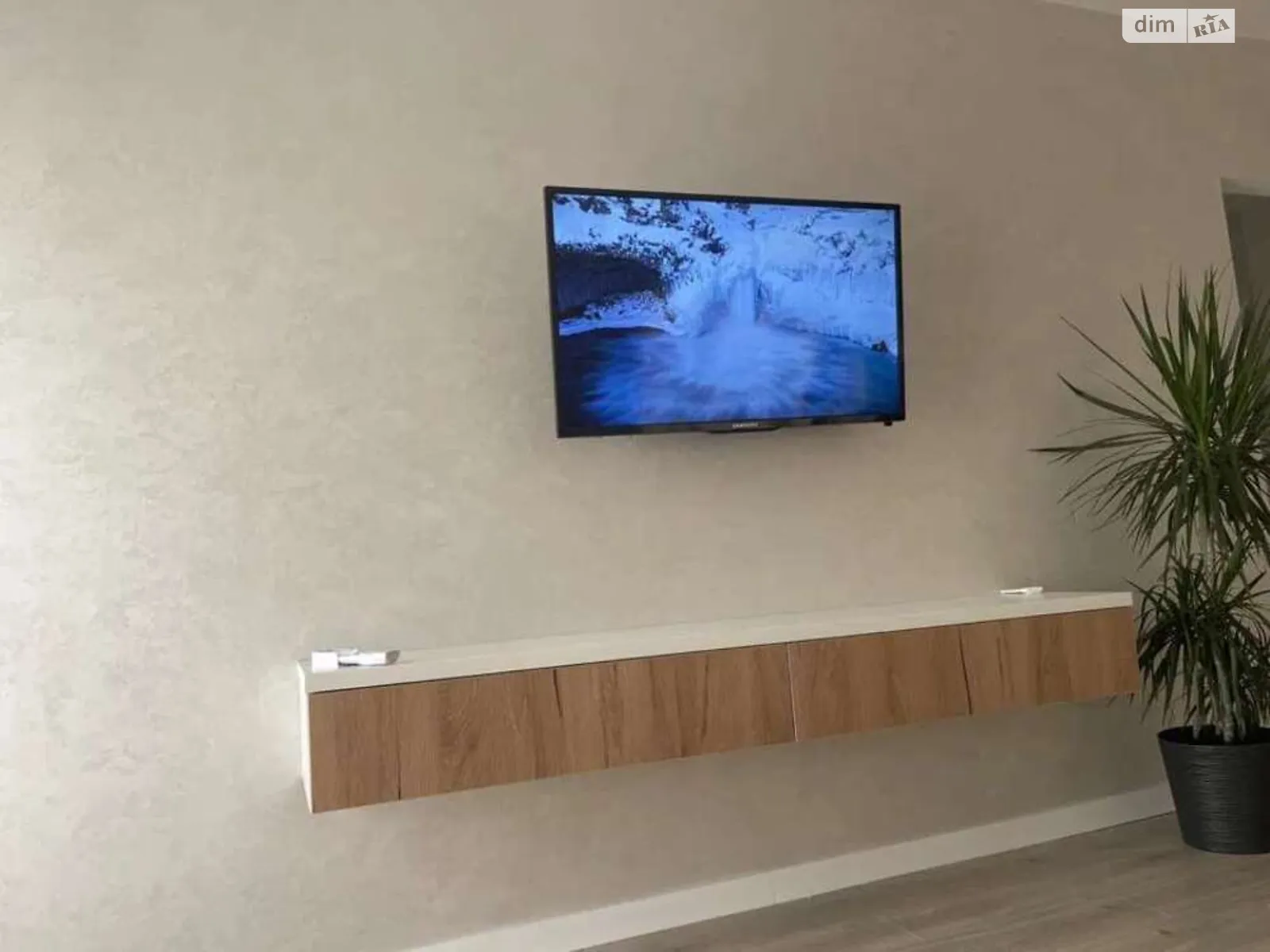 Продається 1-кімнатна квартира 41.1 кв. м у Києві, цена: 95000 $ - фото 1
