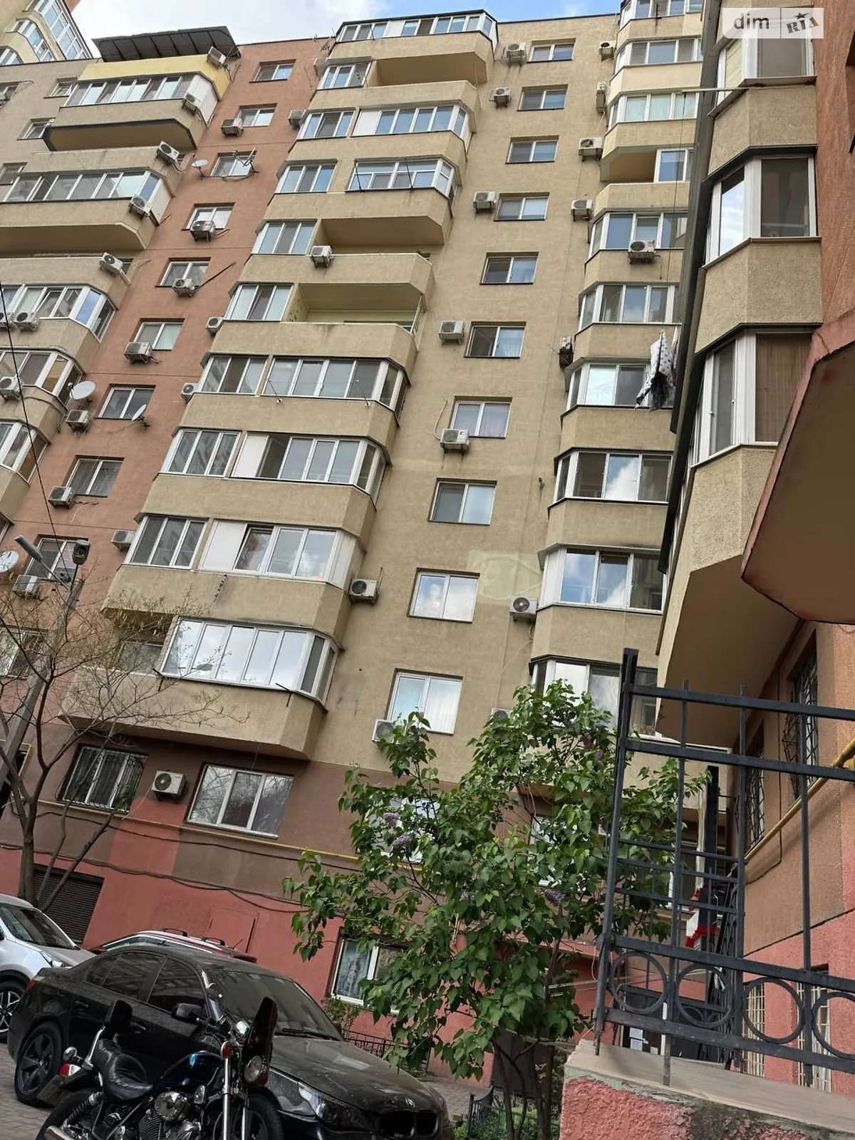 Продается 1-комнатная квартира 17.7 кв. м в Одессе, ул. Дюковская, 8 - фото 1