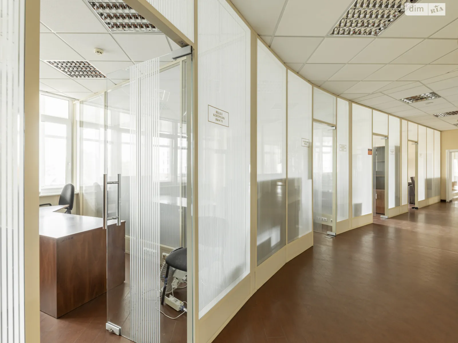 Здається в оренду офіс 1140 кв. м в бізнес-центрі, цена: 10260 $ - фото 1