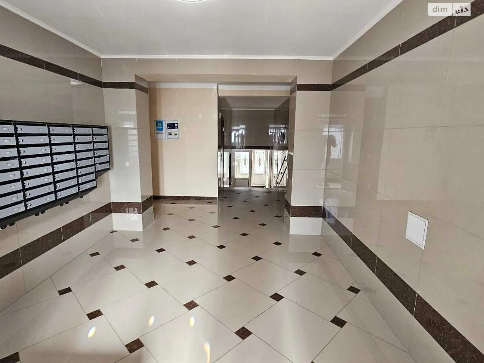 Продается 3-комнатная квартира 87.3 кв. м в Хмельницком, ул. Лесогриневецкая, 30/3 - фото 1