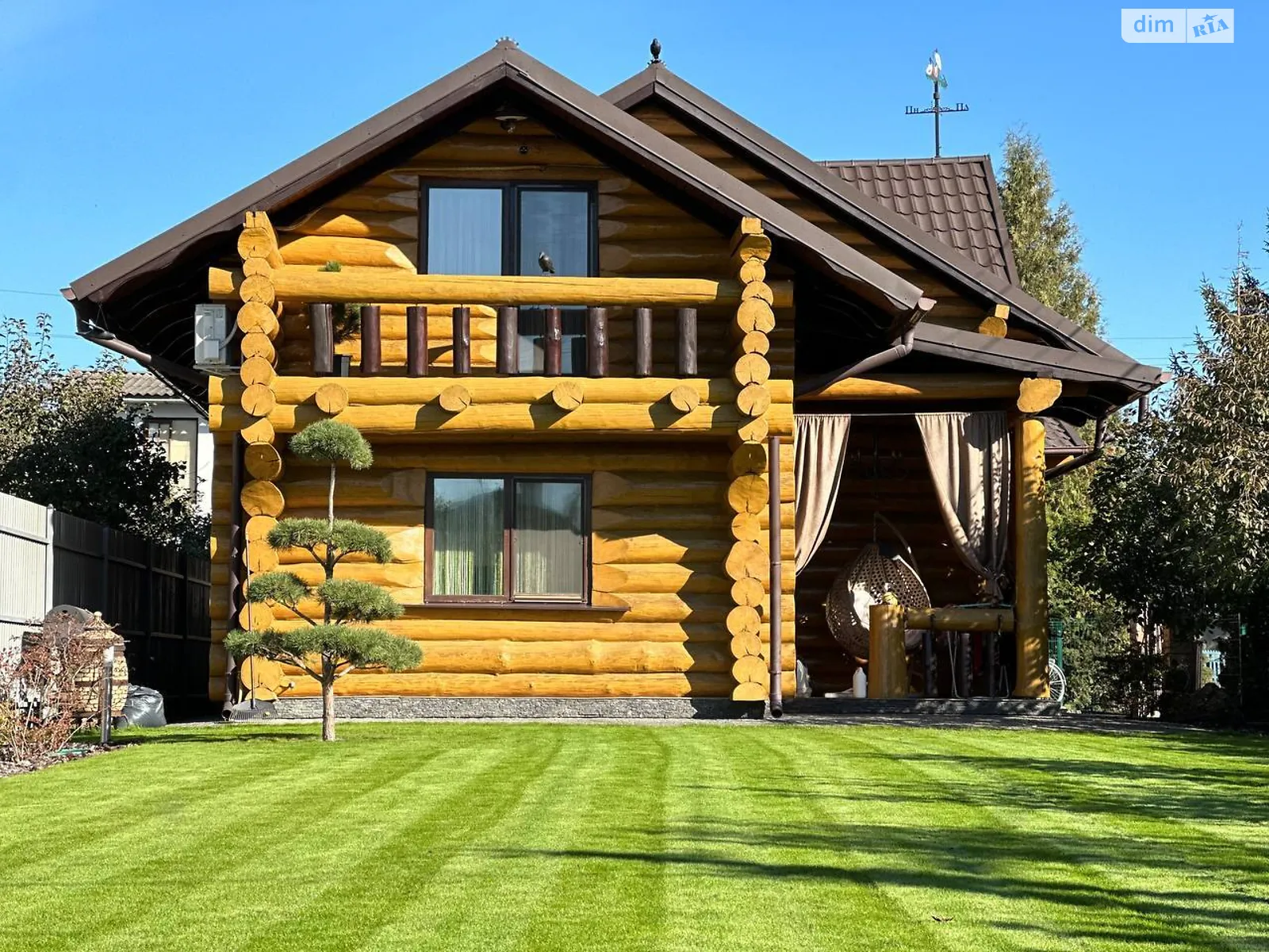 Продается дом на 2 этажа 176 кв. м с бассейном, цена: 255000 $ - фото 1