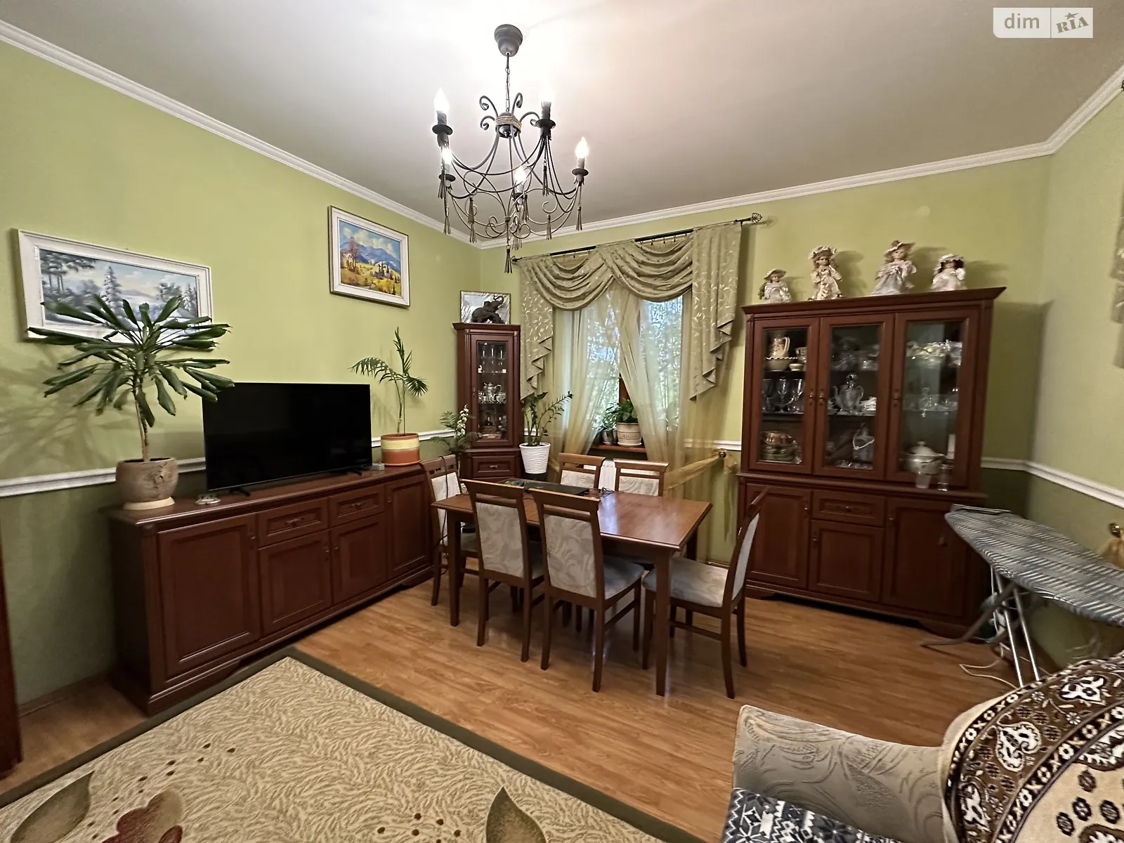 Продается 4-комнатная квартира 144.9 кв. м в Ужгороде, пер. Мебельщиков - фото 1