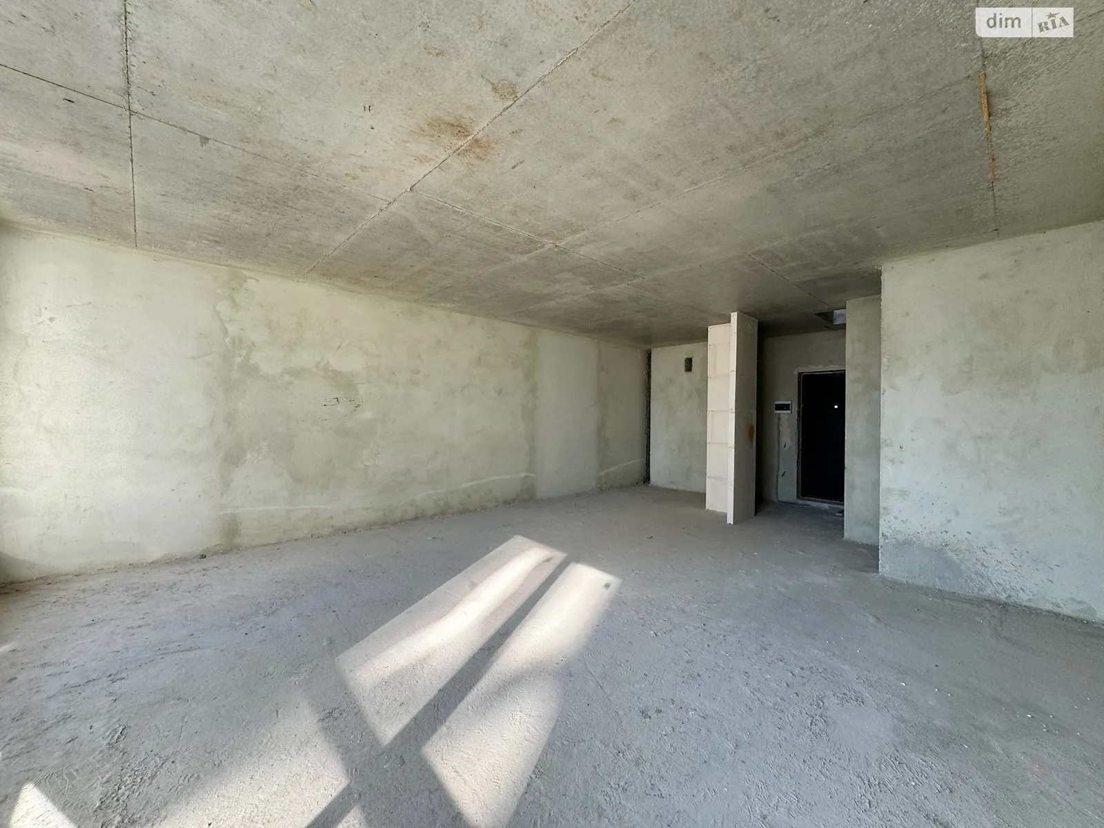 Продается 2-комнатная квартира 98 кв. м в Львове, ул. Кульпарковская, 93/1 - фото 1