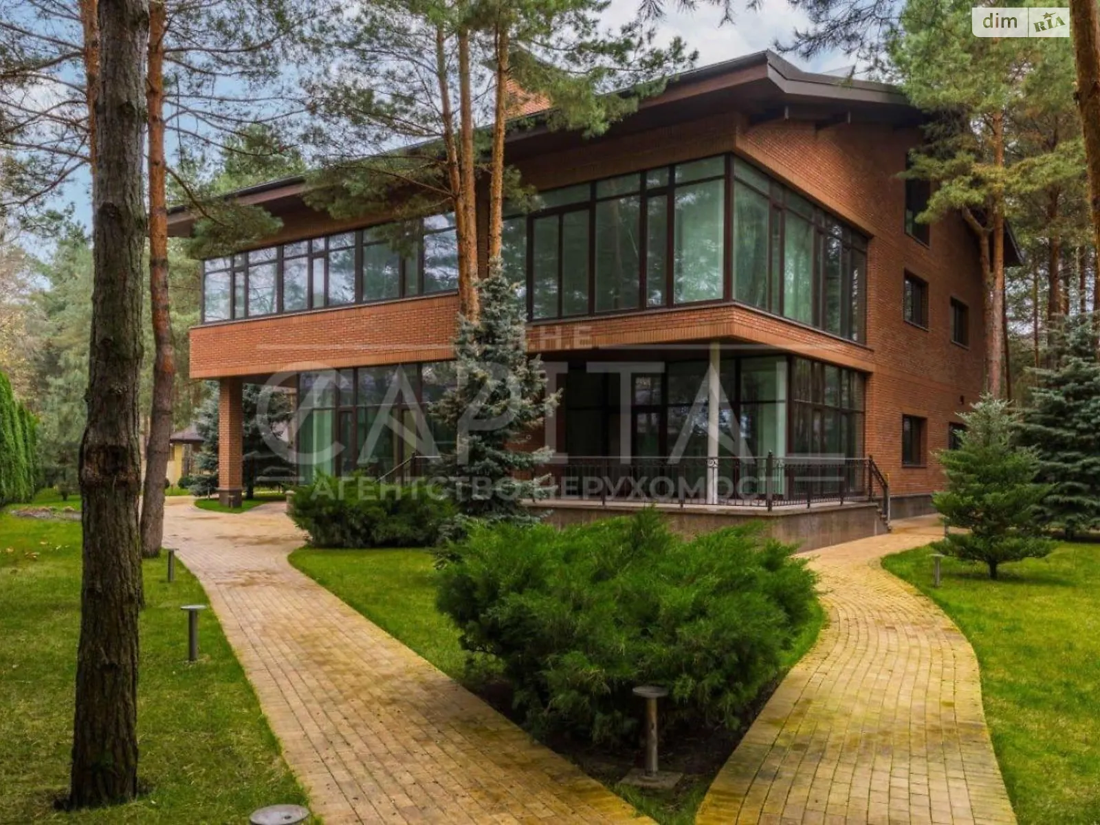 Продається будинок 3 поверховий 1460 кв. м з каміном, цена: 2500000 $ - фото 1